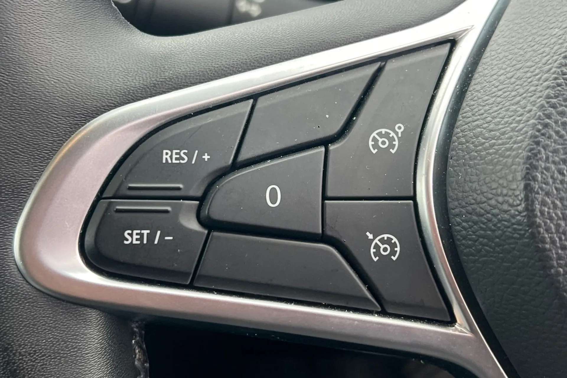 2022 RENAULT CLIO 2022 RENAULT CLIO