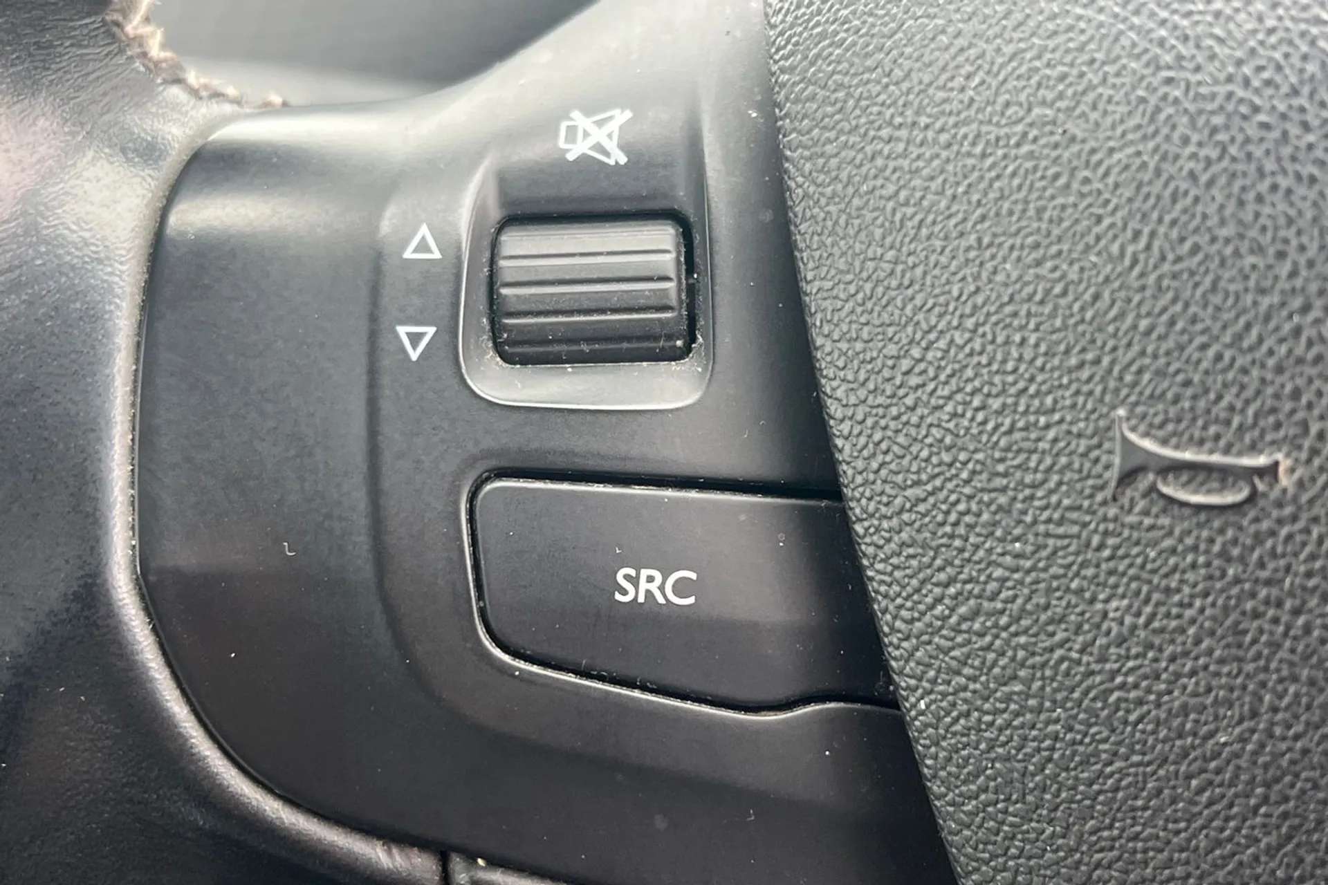 2018 PEUGEOT 2008 2018 PEUGEOT 2008