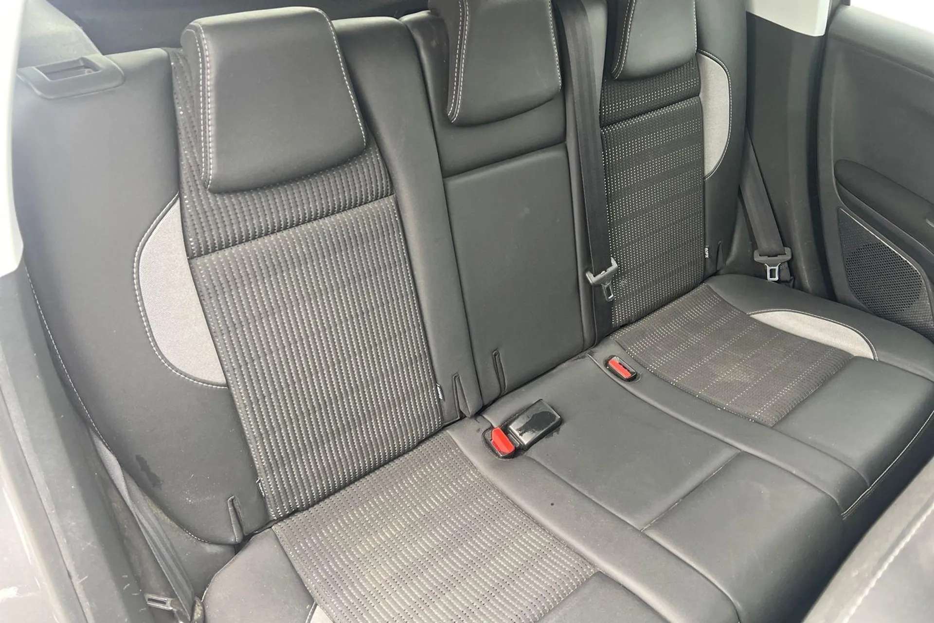 2018 PEUGEOT 2008 2018 PEUGEOT 2008