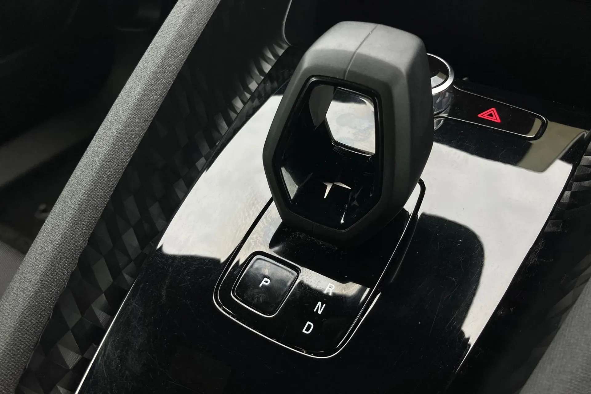 2022 POLESTAR 2 2022 POLESTAR 2