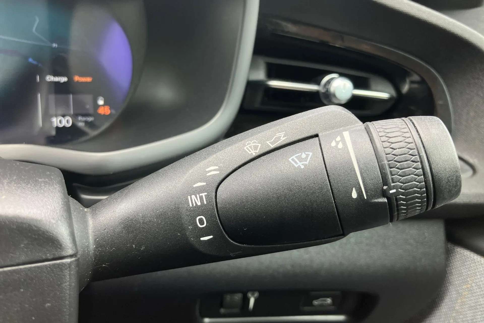 2022 POLESTAR 2 2022 POLESTAR 2