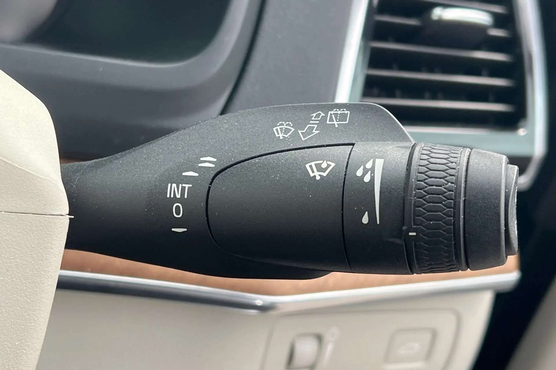 2019 VOLVO XC90 2019 VOLVO XC90
