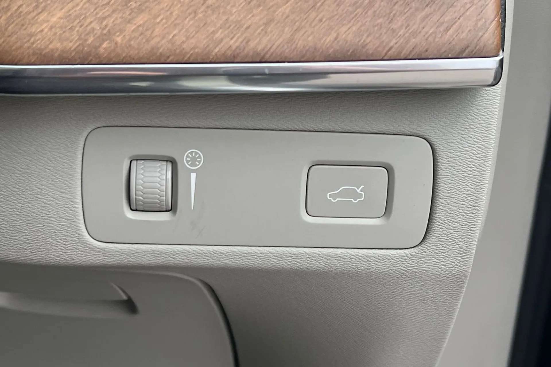 2019 VOLVO XC90 2019 VOLVO XC90
