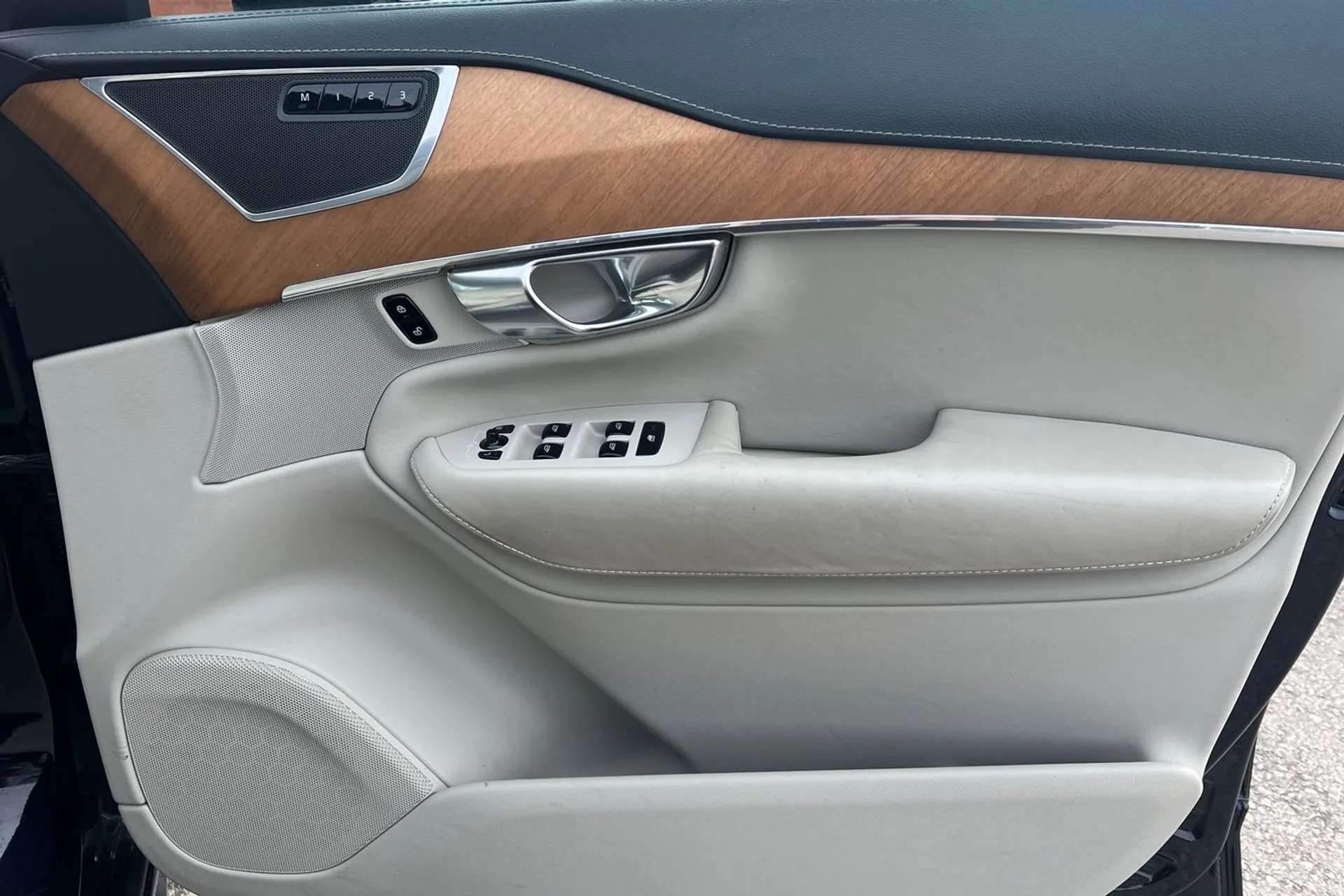 2019 VOLVO XC90 2019 VOLVO XC90