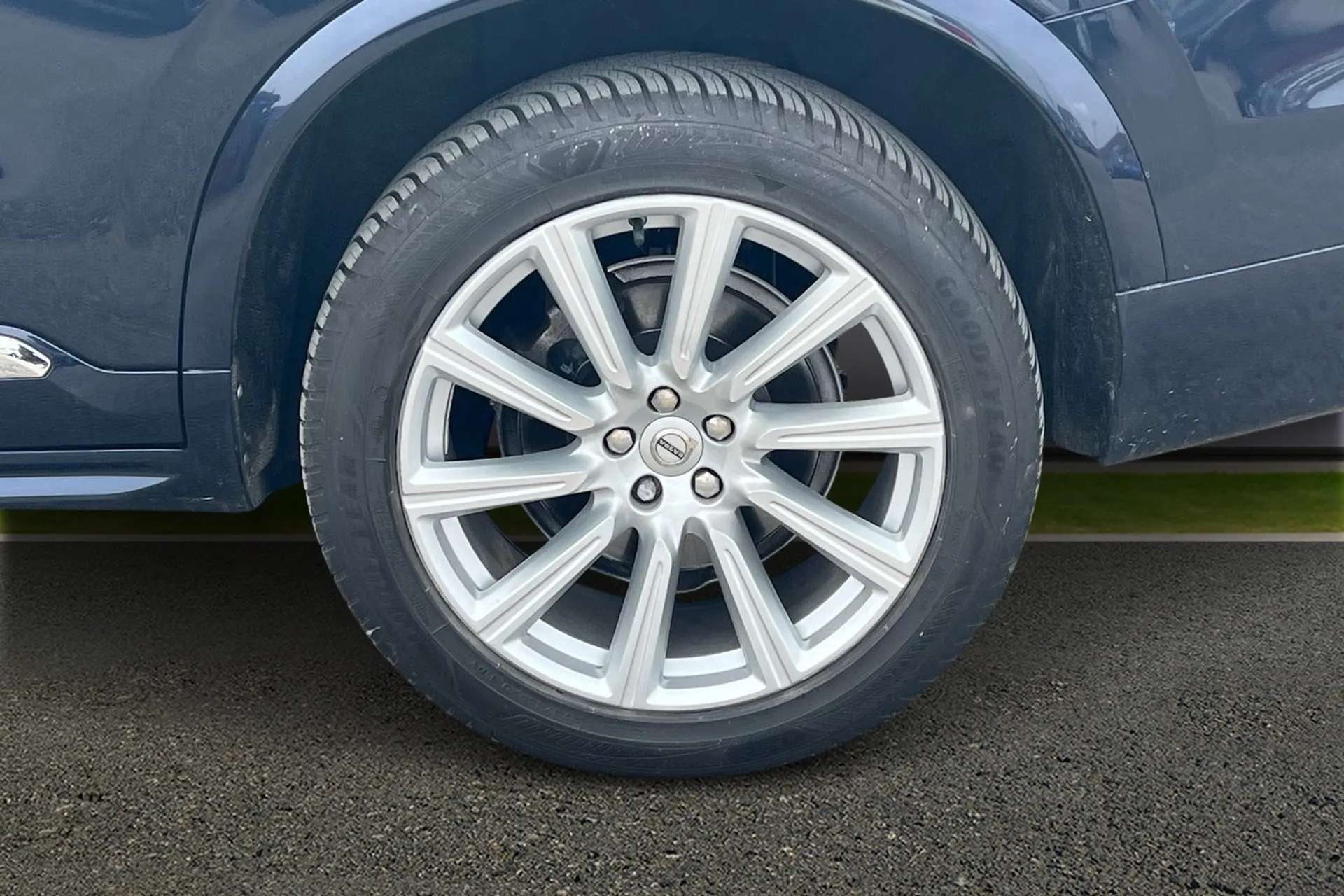 2019 VOLVO XC90 2019 VOLVO XC90