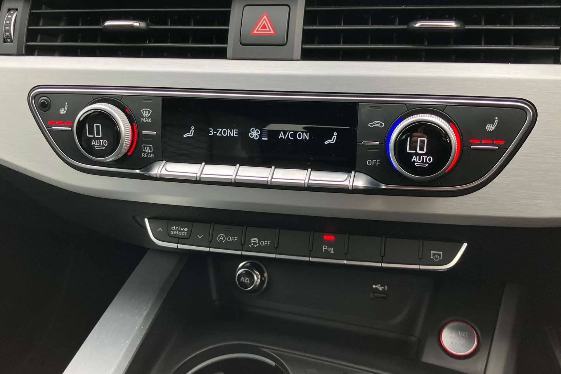2018 AUDI A4 2018 AUDI A4