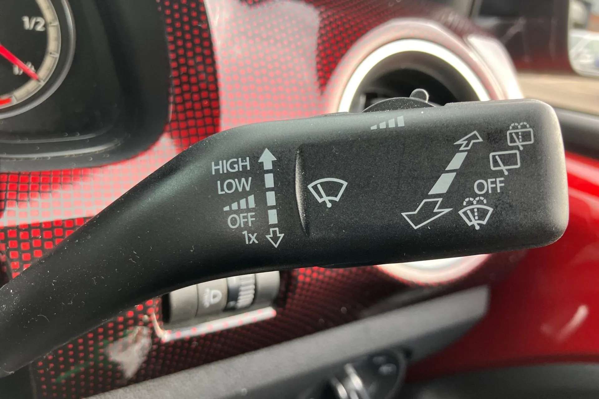 2022 VOLKSWAGEN UP 2022 VOLKSWAGEN UP