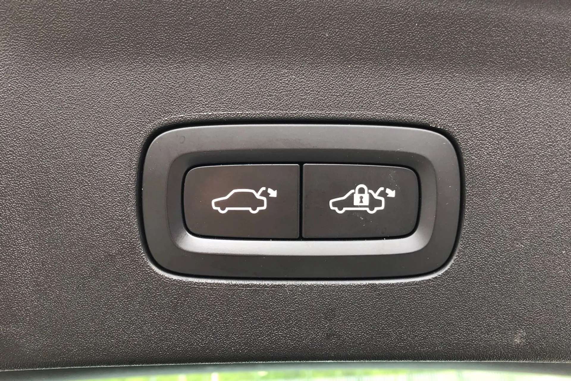 2023 POLESTAR 2 2023 POLESTAR 2