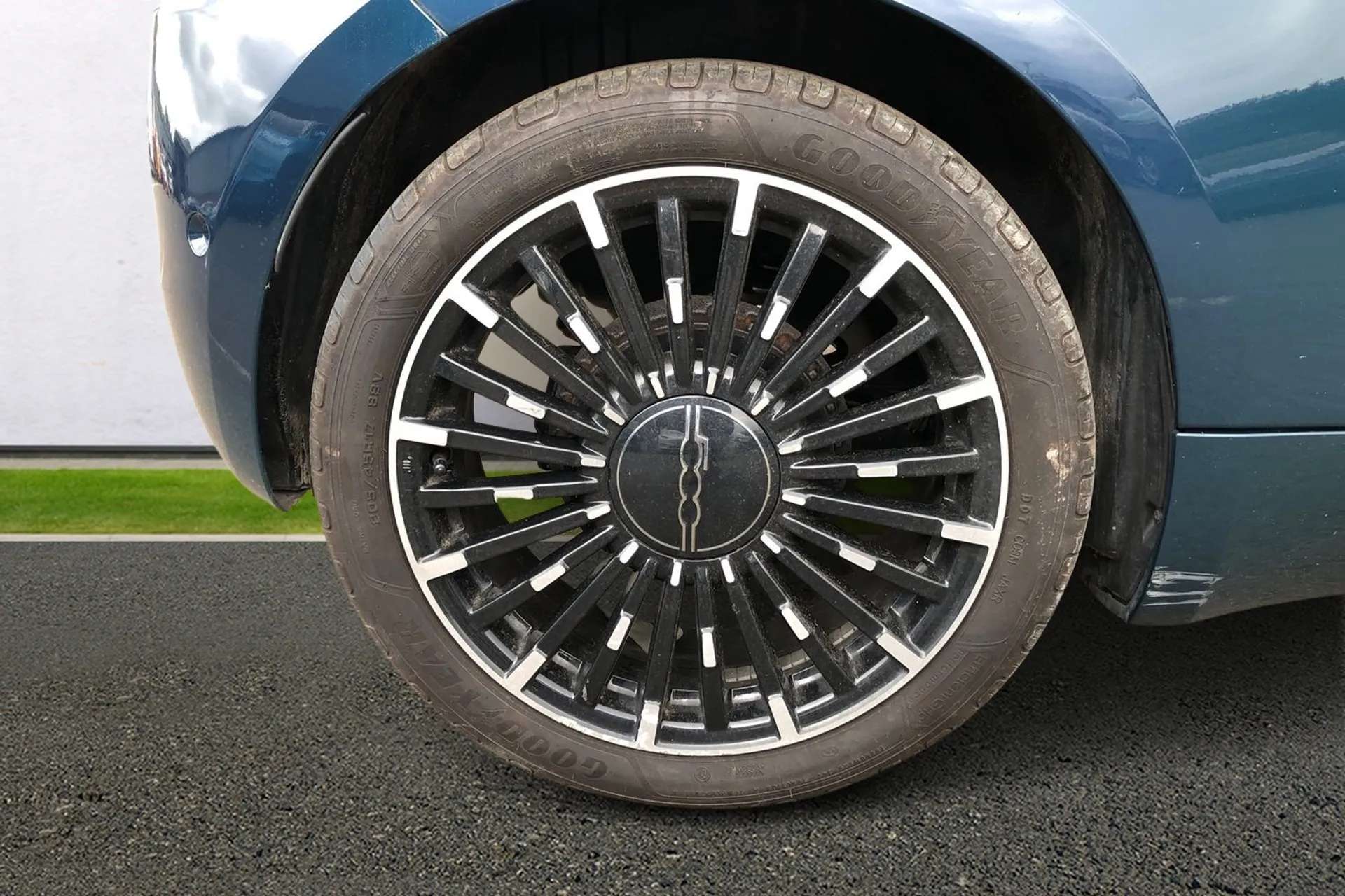 2024 FIAT 500 2024 FIAT 500