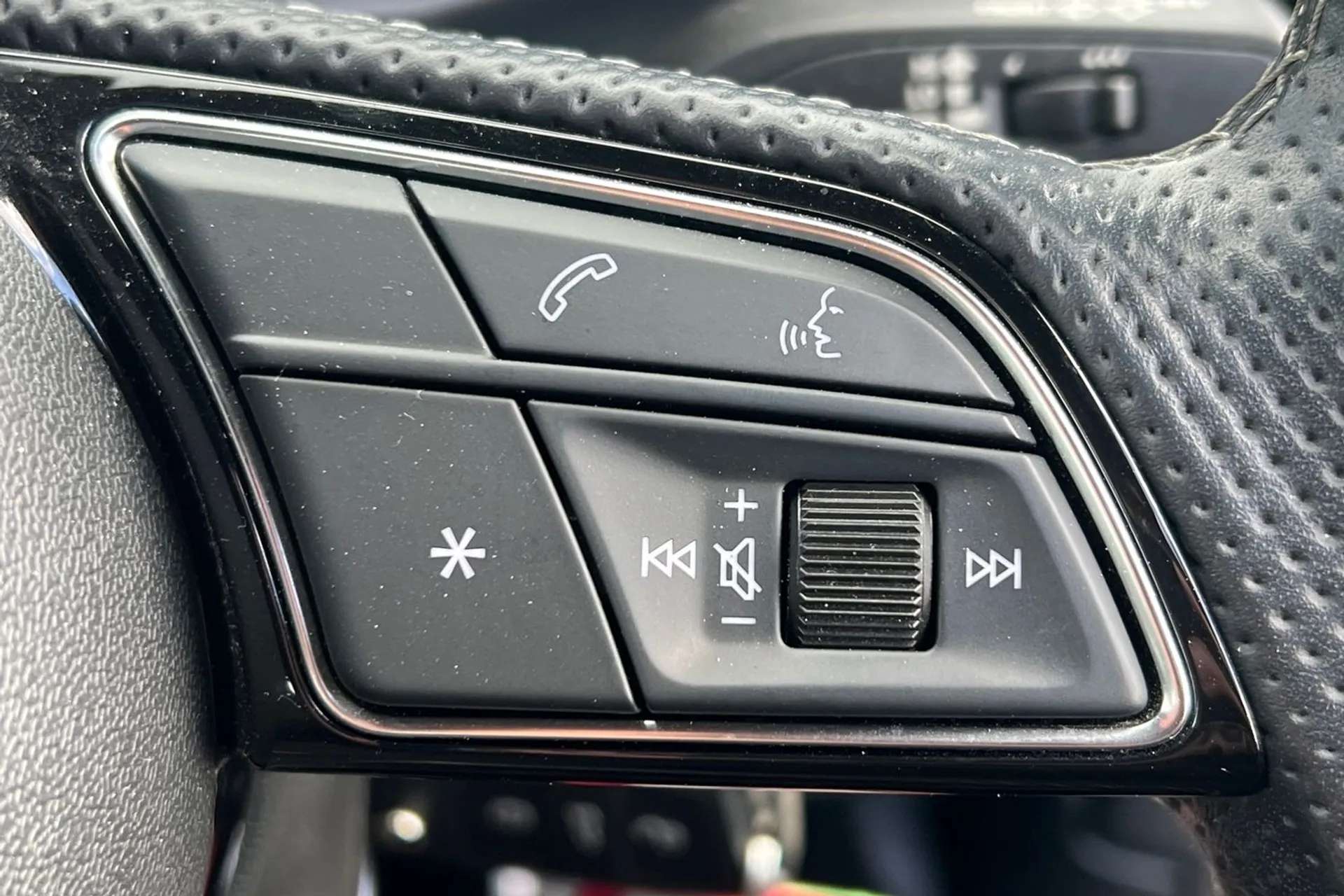 2022 AUDI A1 2022 AUDI A1