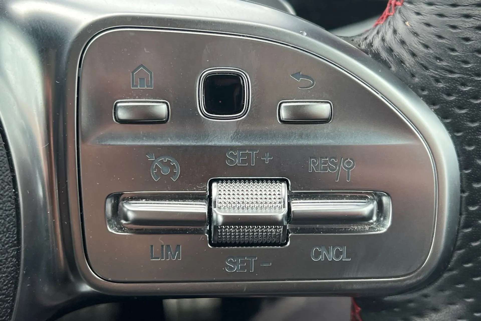 2021 MERCEDES-BENZ A CLASS 2021 MERCEDES-BENZ A CLASS