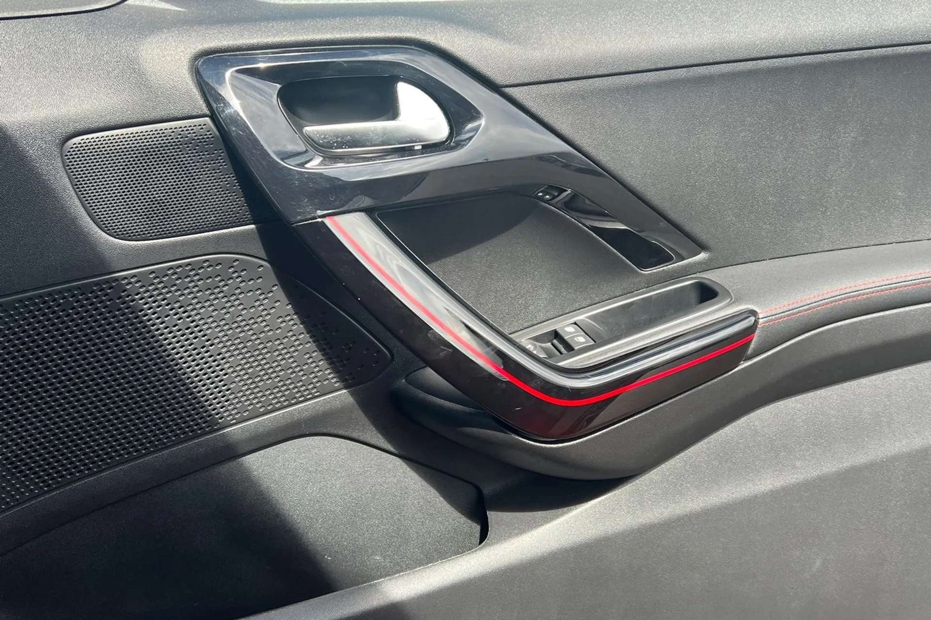 2016 PEUGEOT 208 2016 PEUGEOT 208