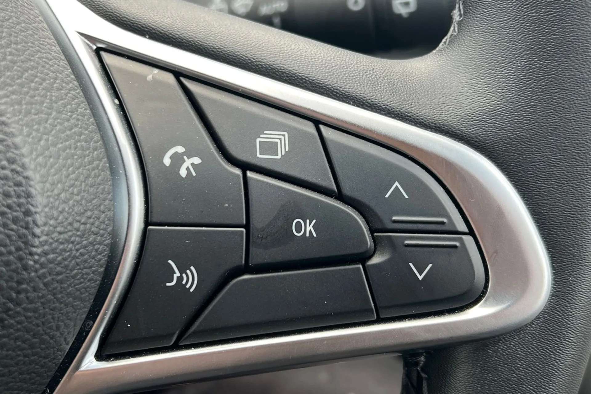 2022 RENAULT CLIO 2022 RENAULT CLIO