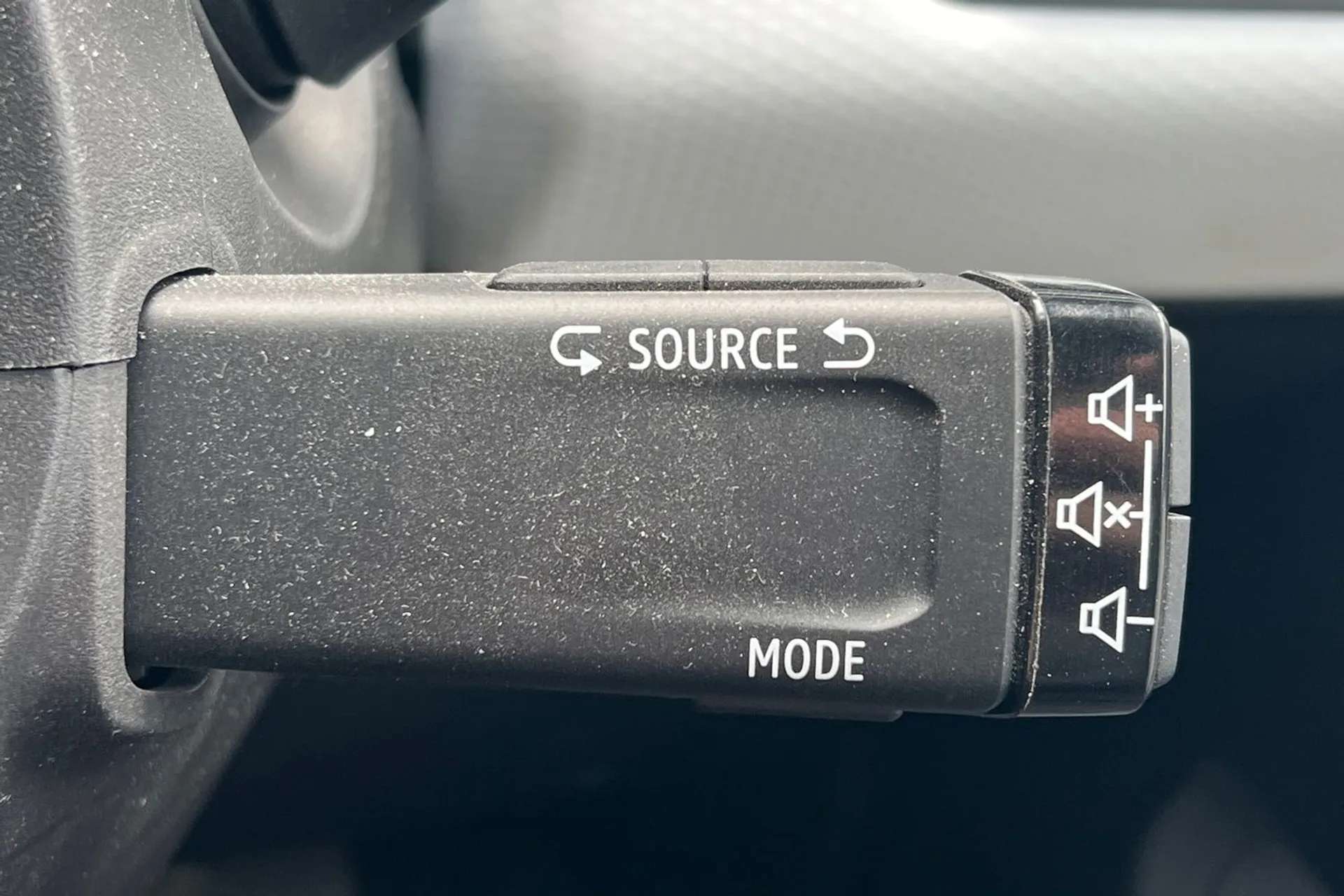 2022 RENAULT CLIO 2022 RENAULT CLIO