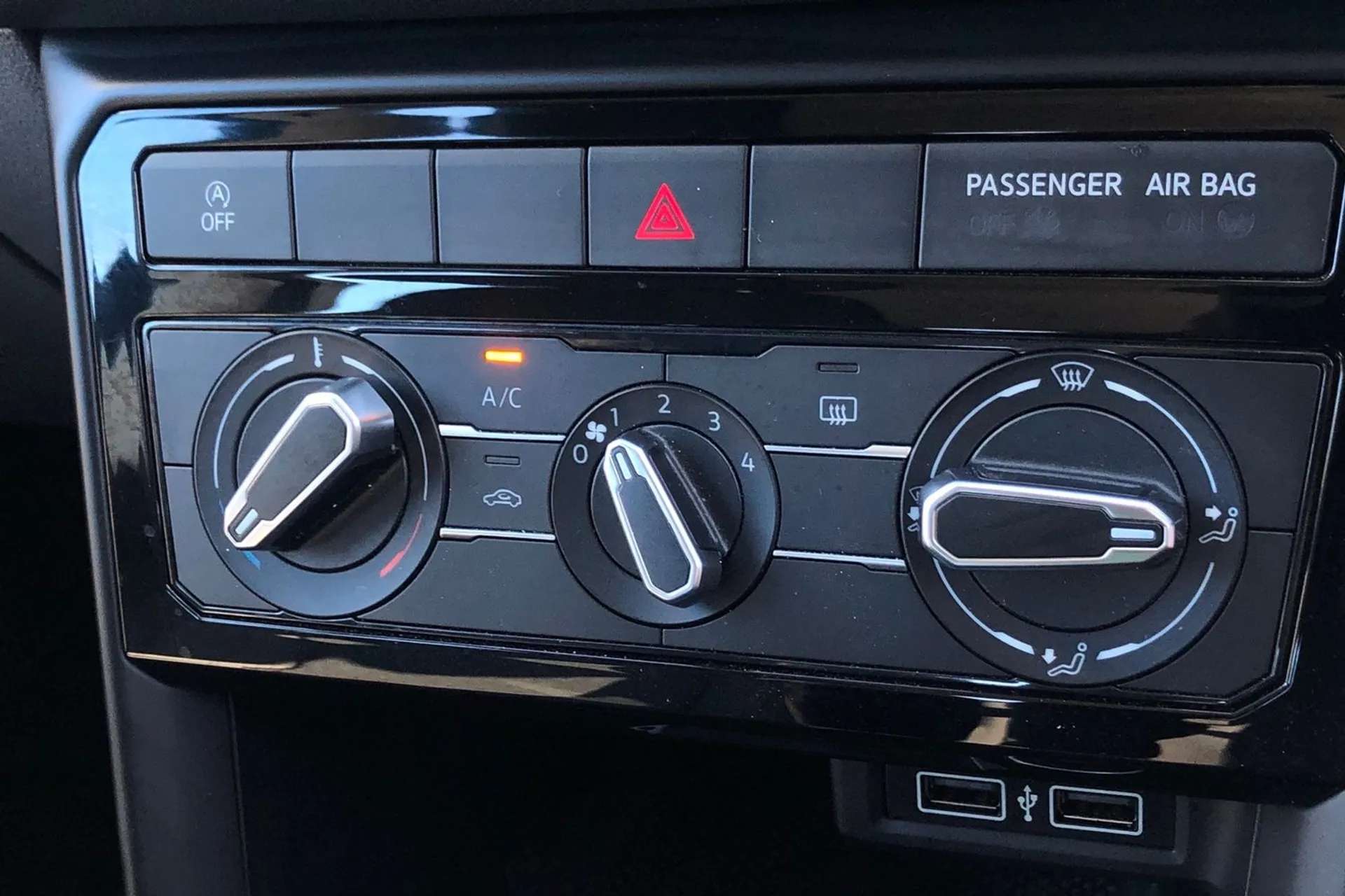 2019 VOLKSWAGEN T-CROSS 2019 VOLKSWAGEN T-CROSS