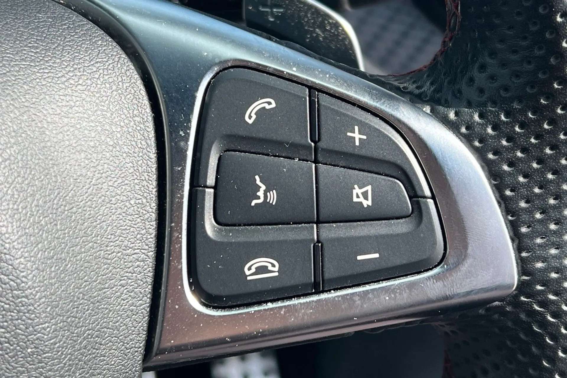 2017 MERCEDES-BENZ A CLASS 2017 MERCEDES-BENZ A CLASS