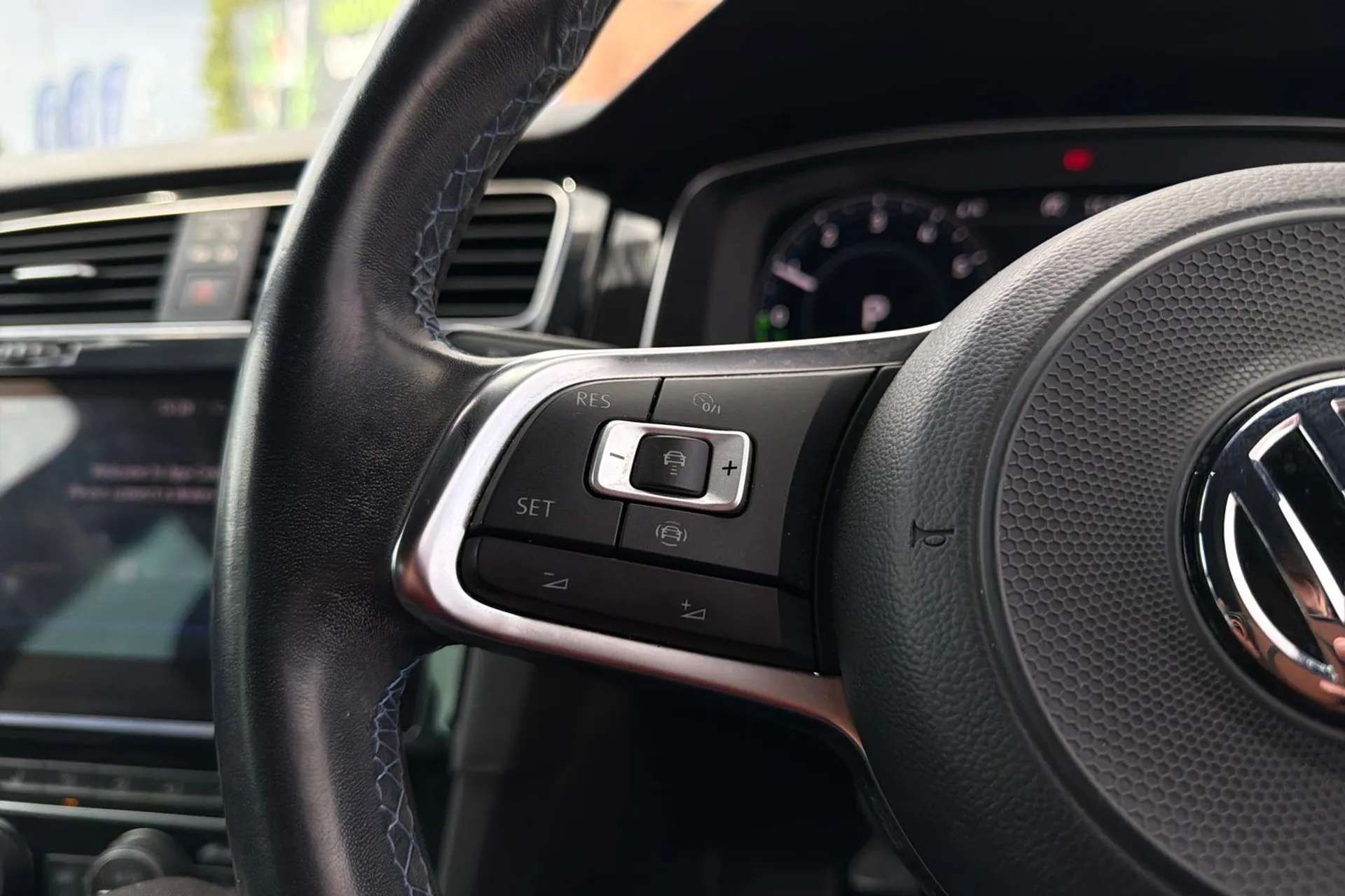2020 VOLKSWAGEN GOLF 2020 VOLKSWAGEN GOLF