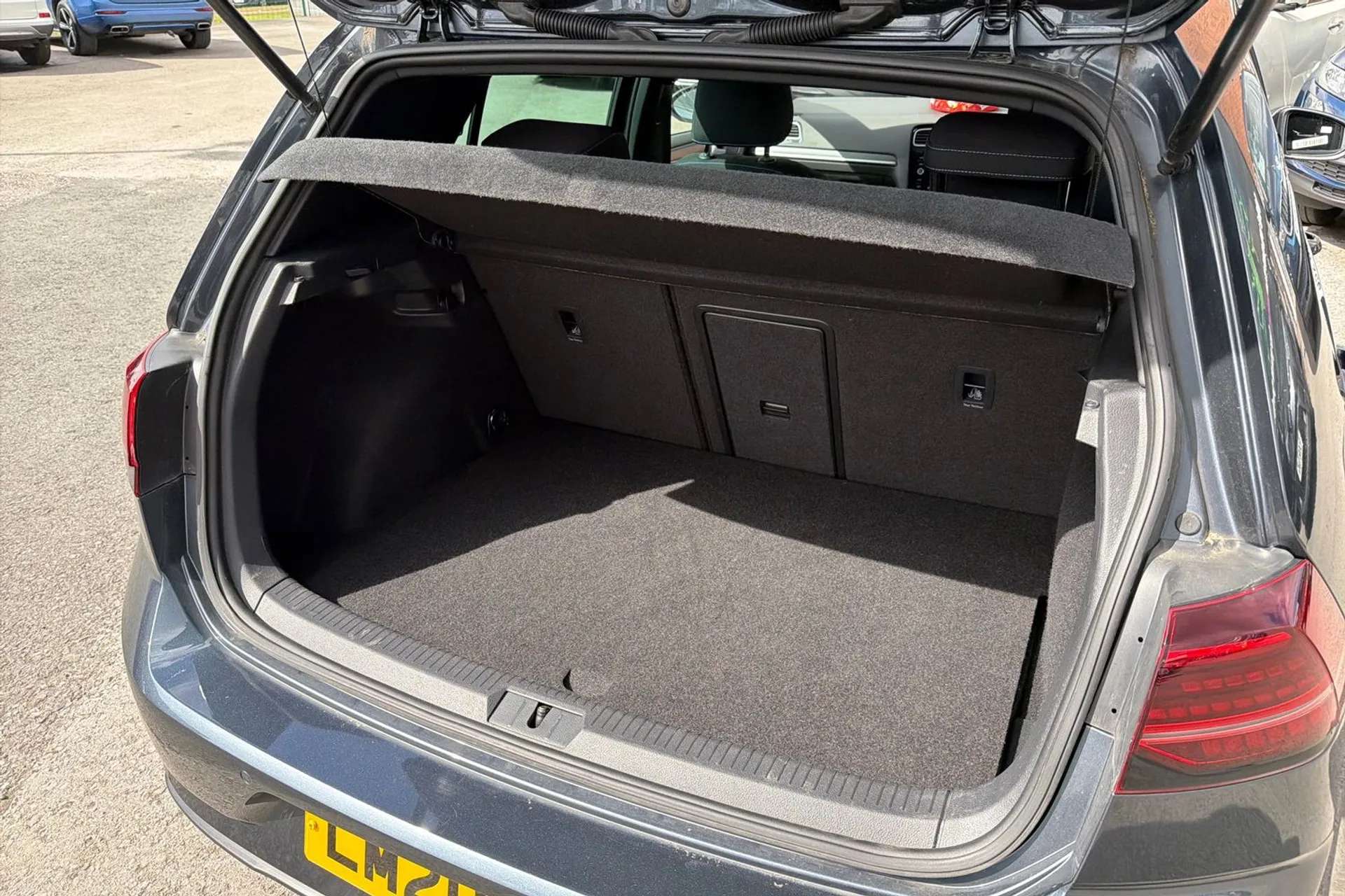 2020 VOLKSWAGEN GOLF 2020 VOLKSWAGEN GOLF