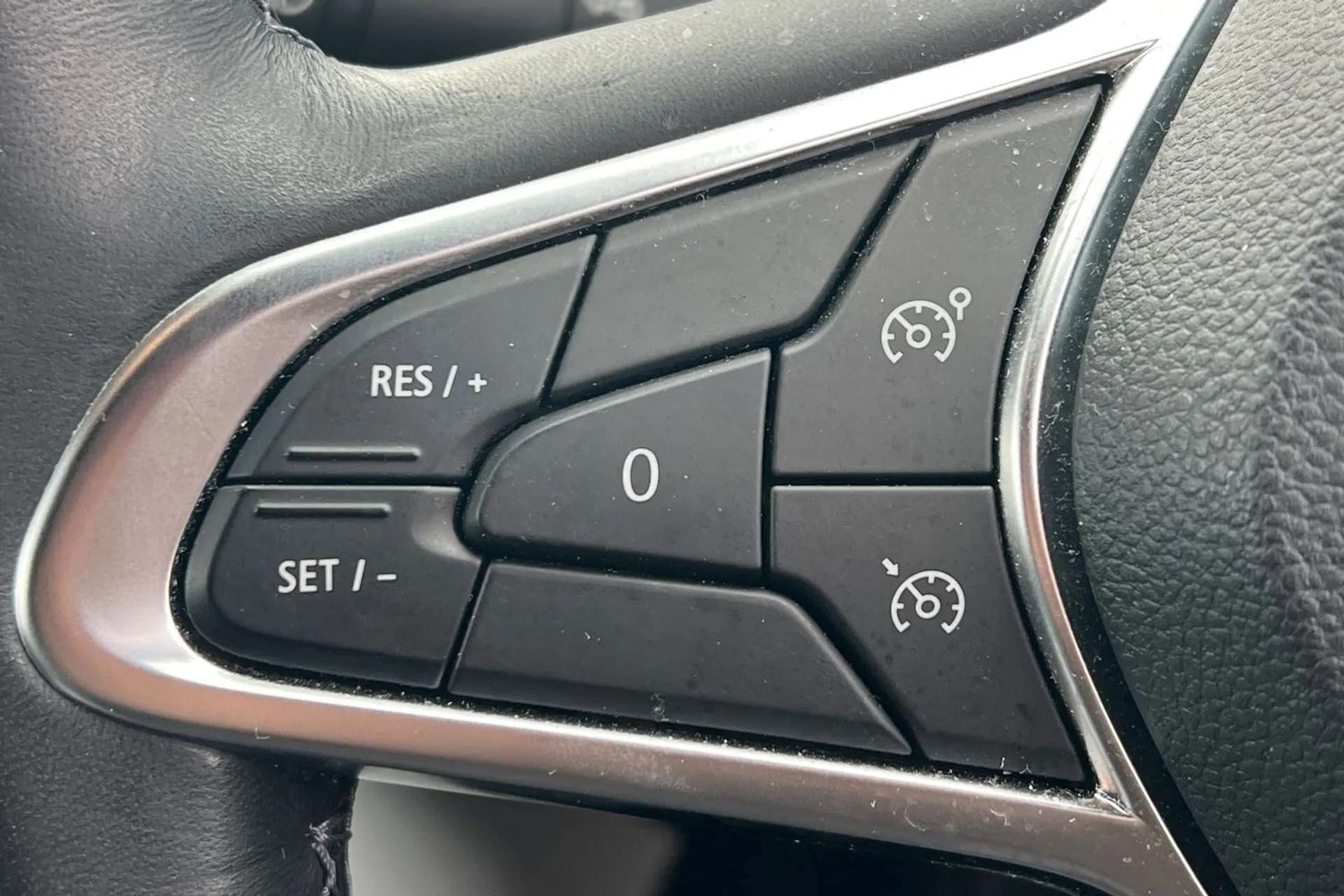 2021 RENAULT CLIO 2021 RENAULT CLIO