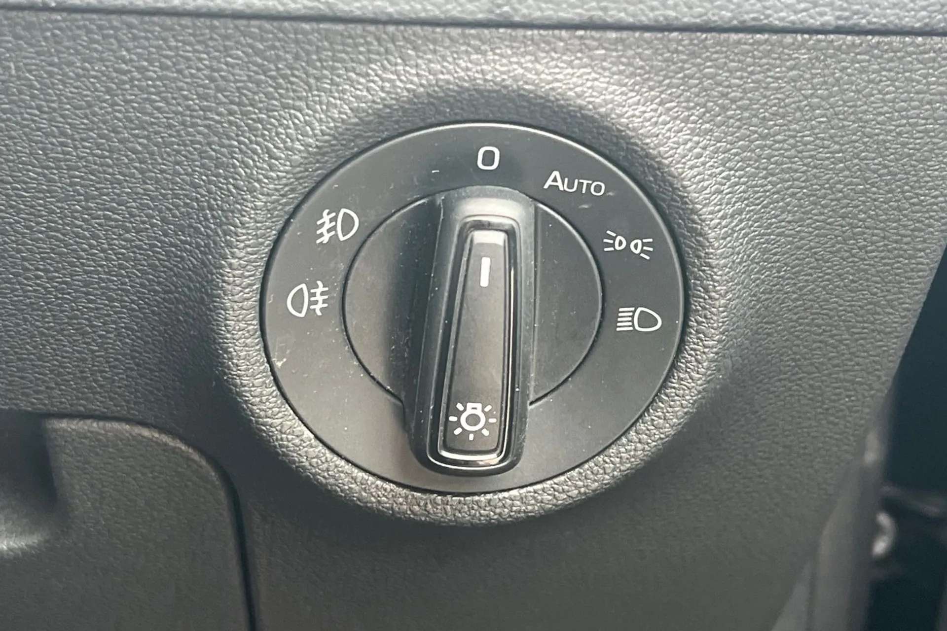 2022 SKODA KAROQ 2022 SKODA KAROQ
