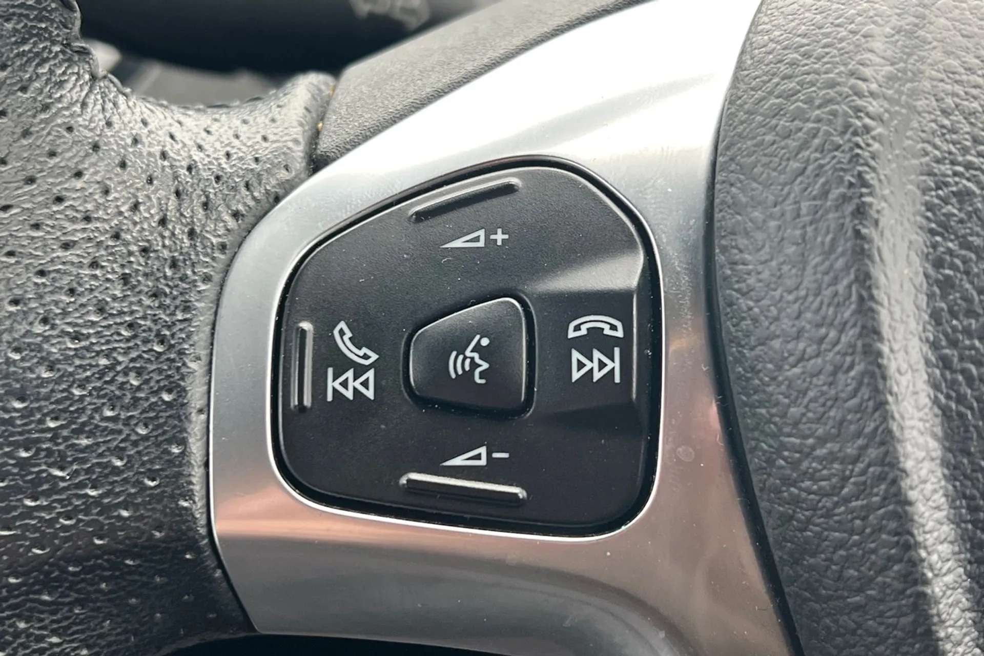 2017 FORD FIESTA 2017 FORD FIESTA