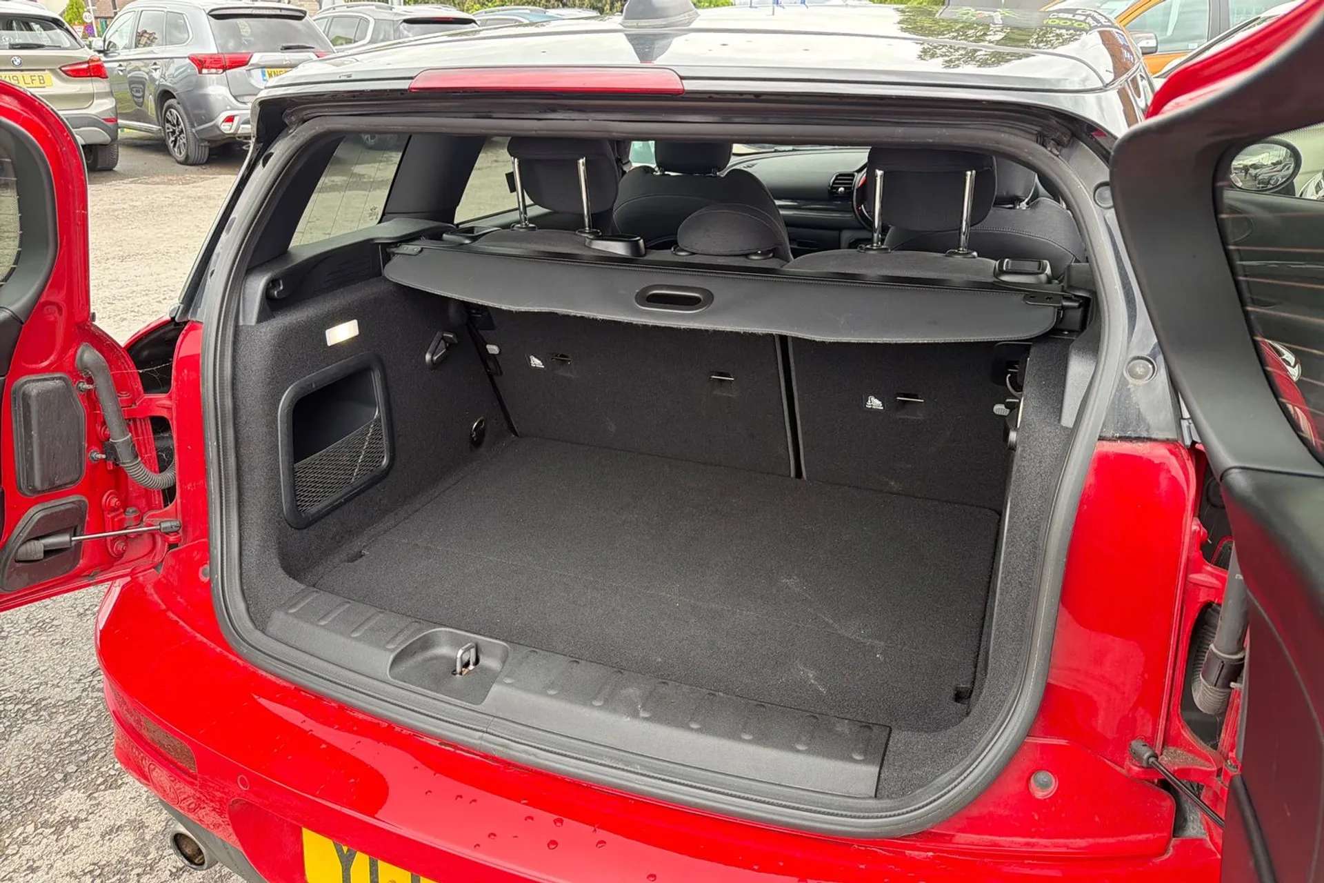2018 MINI CLUBMAN 2018 MINI CLUBMAN