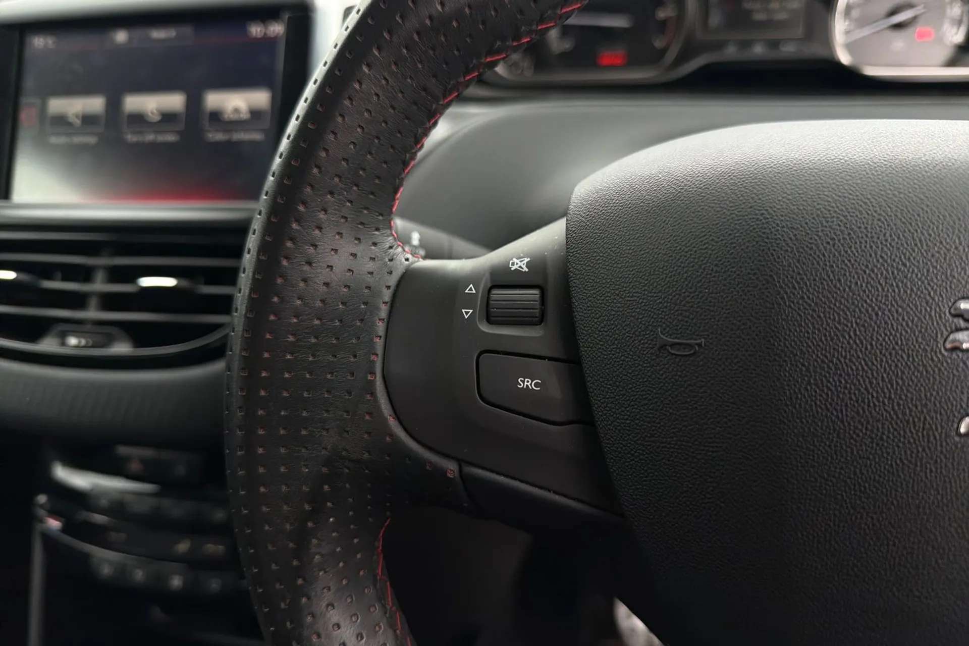 2016 PEUGEOT 2008 2016 PEUGEOT 2008