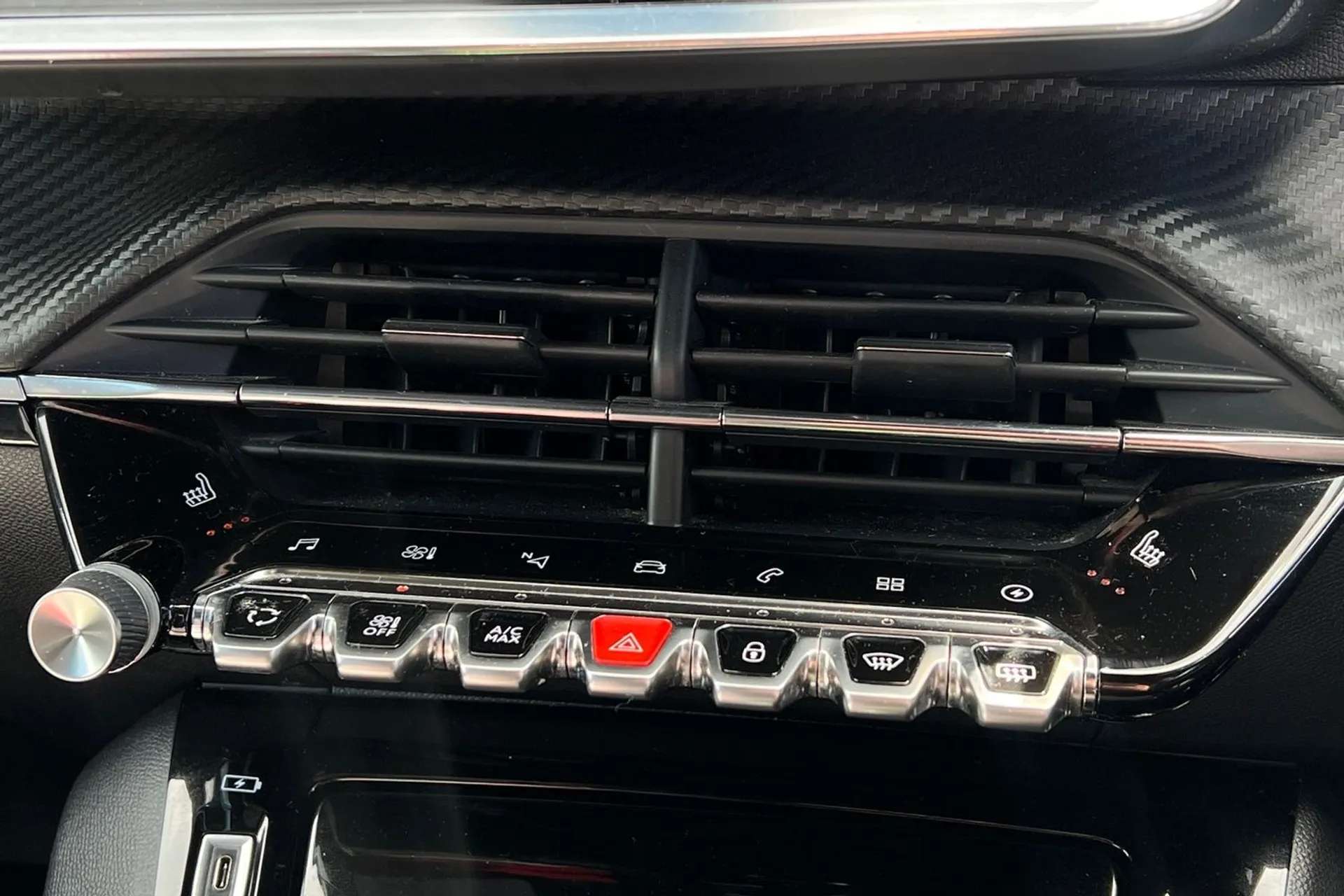 2020 PEUGEOT 2008 2020 PEUGEOT 2008