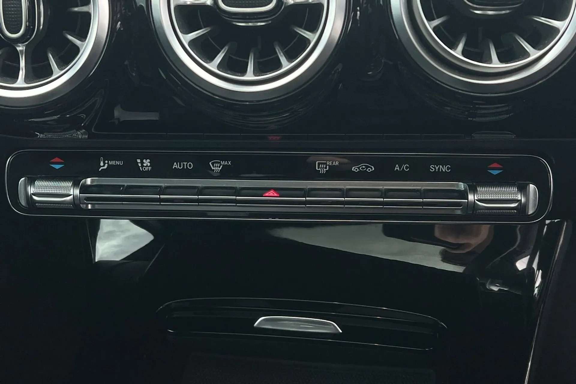 2022 MERCEDES-BENZ A CLASS 2022 MERCEDES-BENZ A CLASS