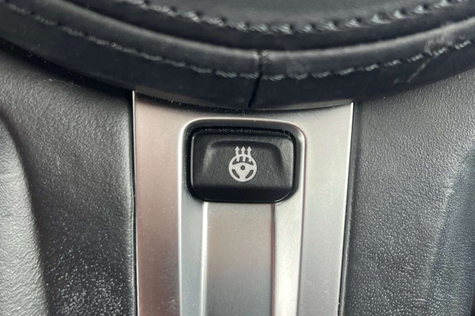 2021 BMW 2 SERIES 2021 BMW 2 SERIES