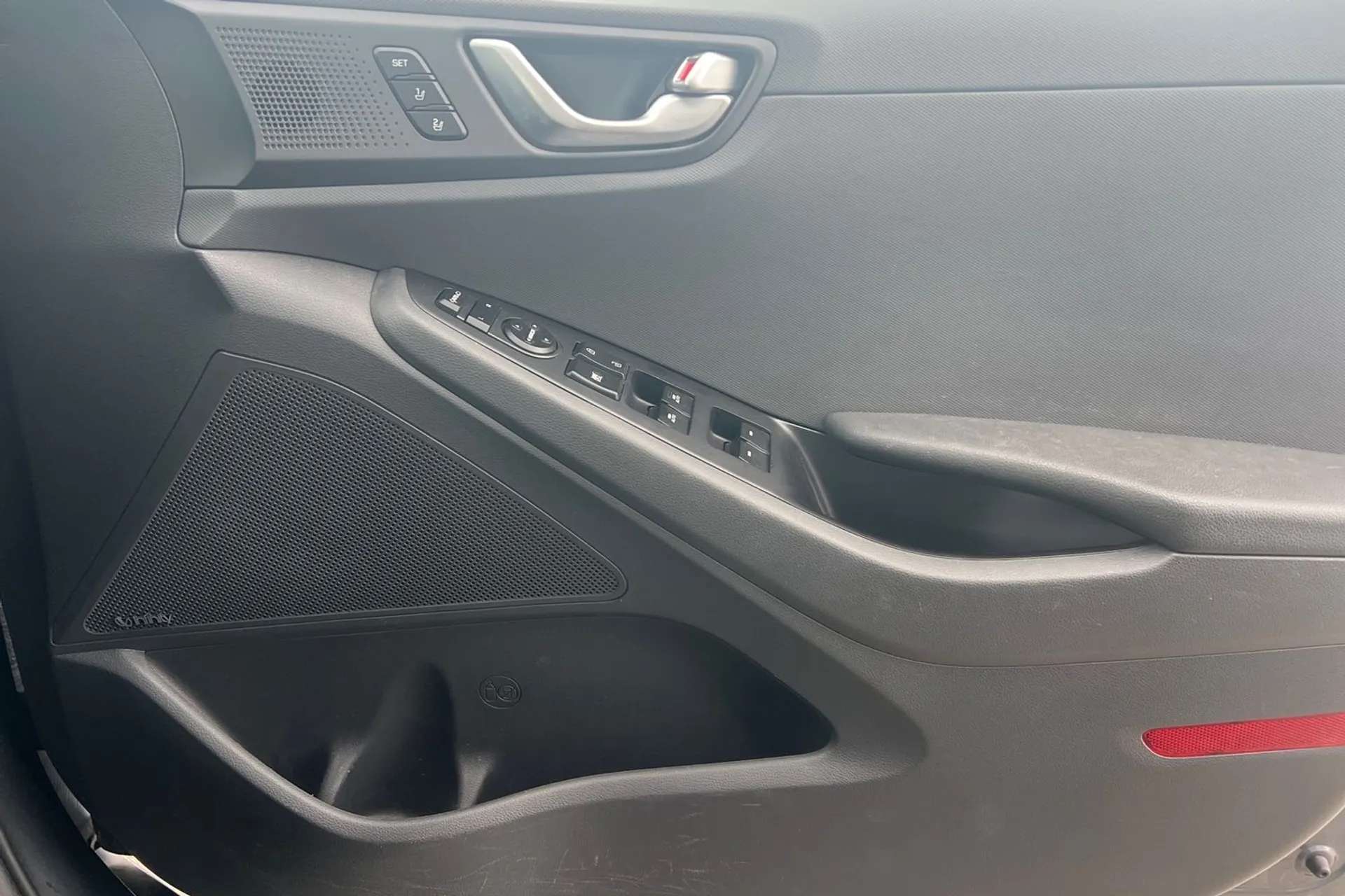 2018 HYUNDAI IONIQ 2018 HYUNDAI IONIQ