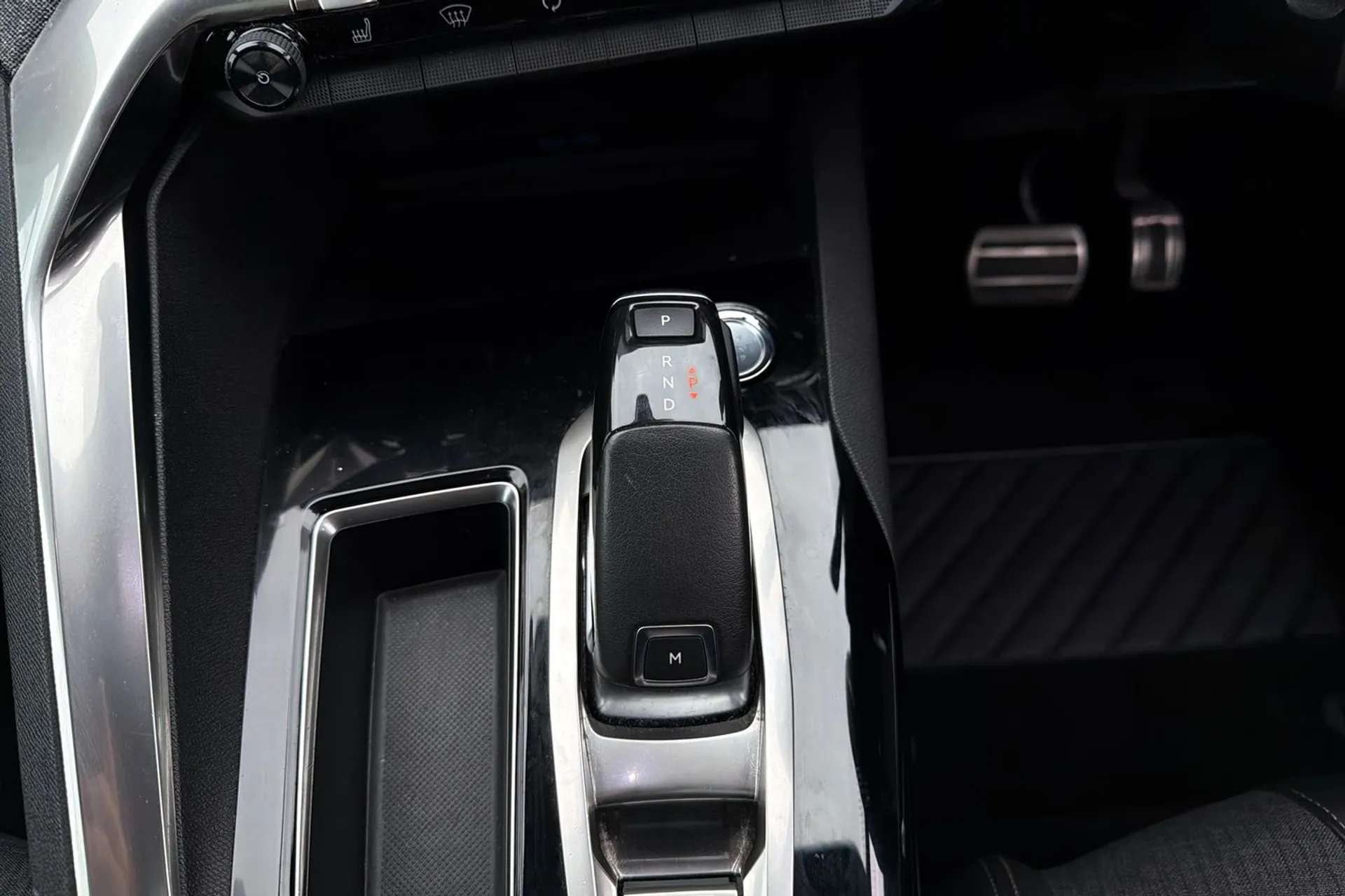 2019 PEUGEOT 3008 2019 PEUGEOT 3008