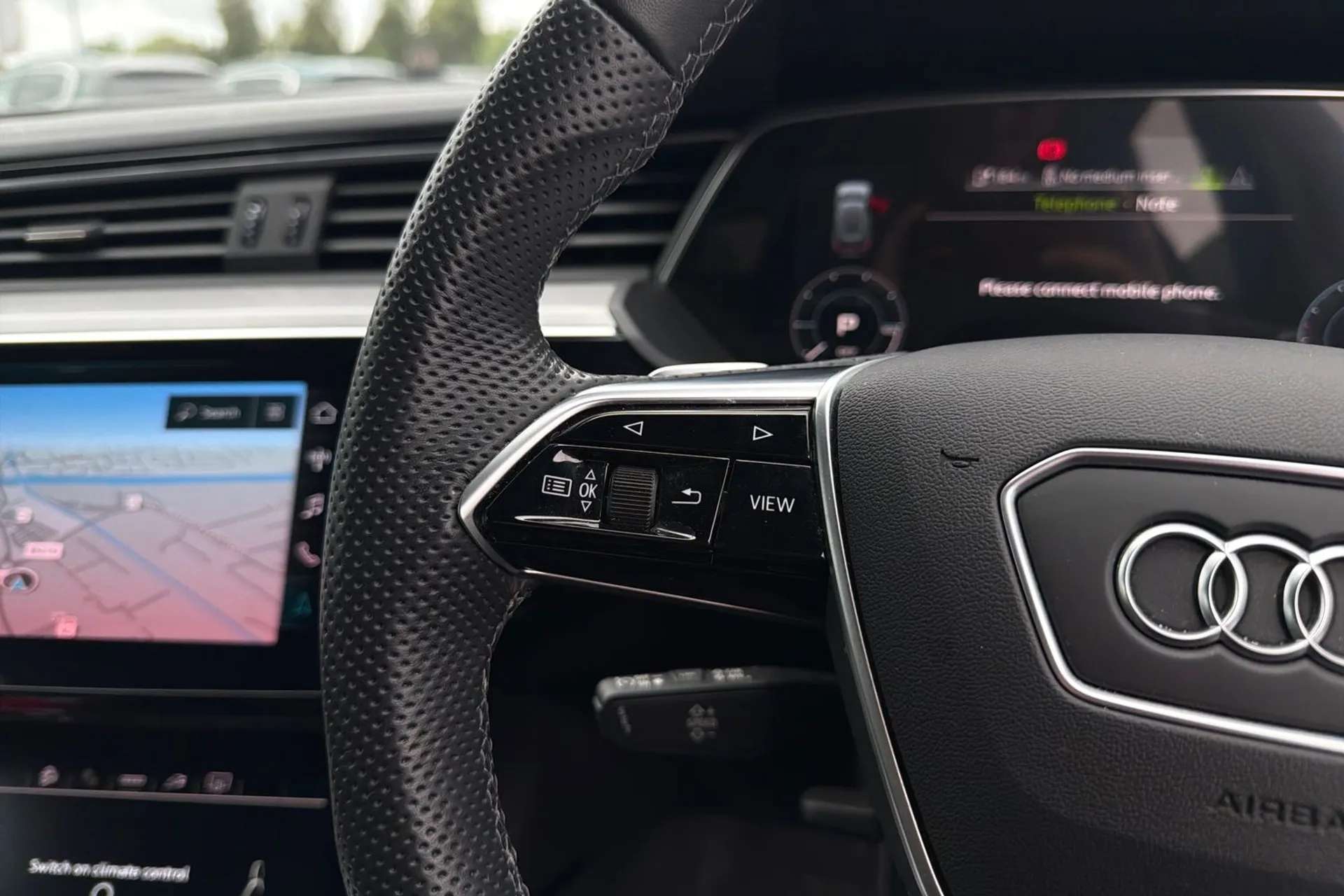 2022 AUDI E-TRON 2022 AUDI E-TRON