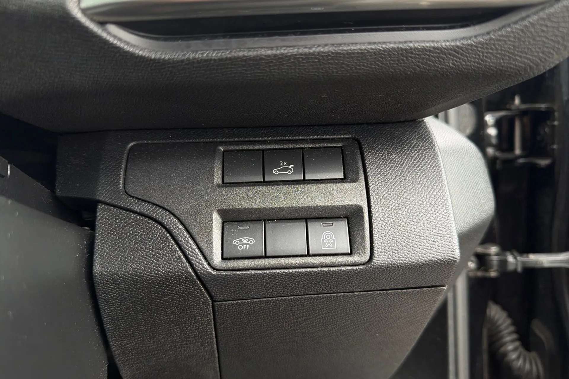 2019 PEUGEOT 3008 2019 PEUGEOT 3008