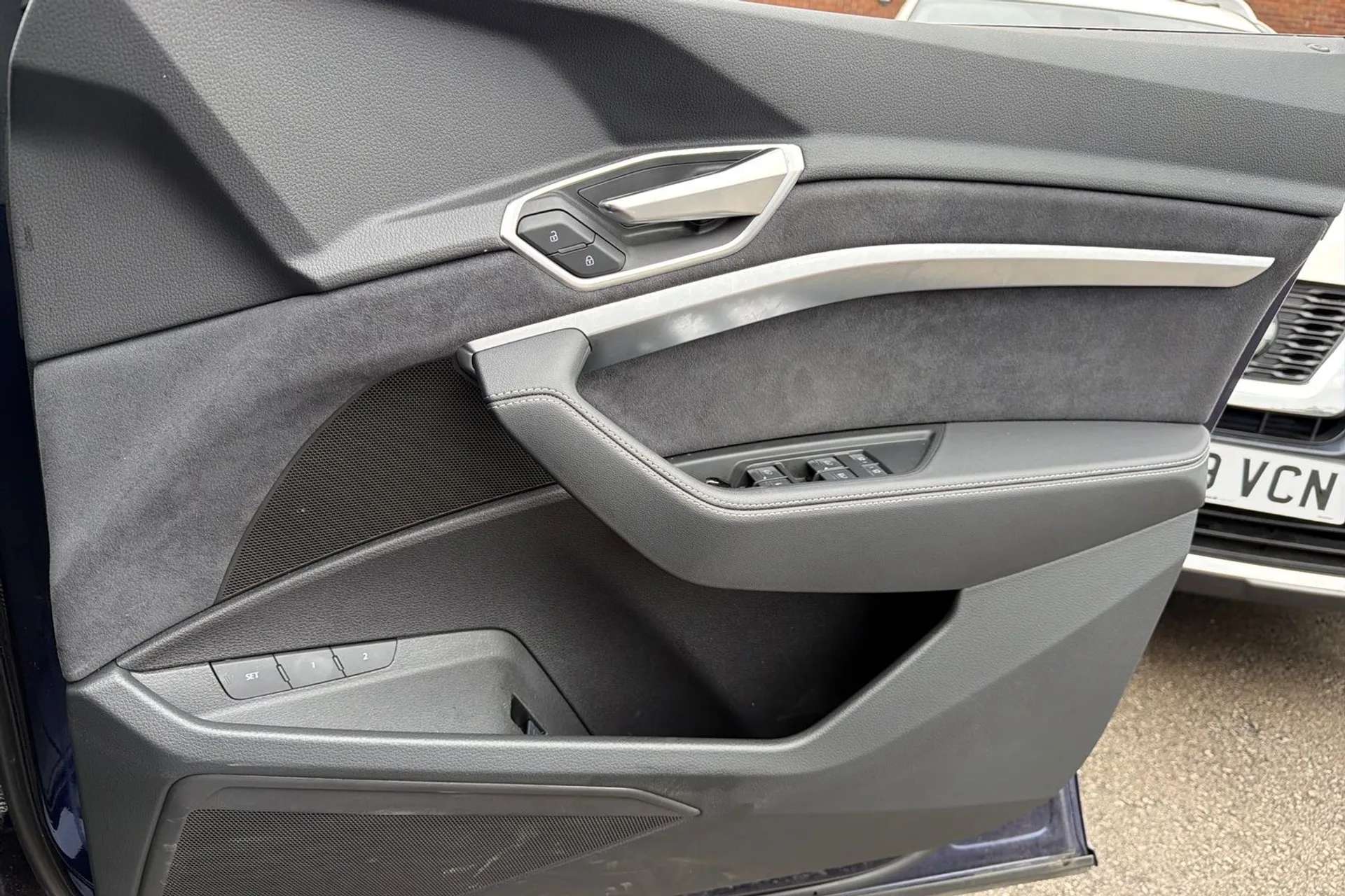 2022 AUDI E-TRON 2022 AUDI E-TRON