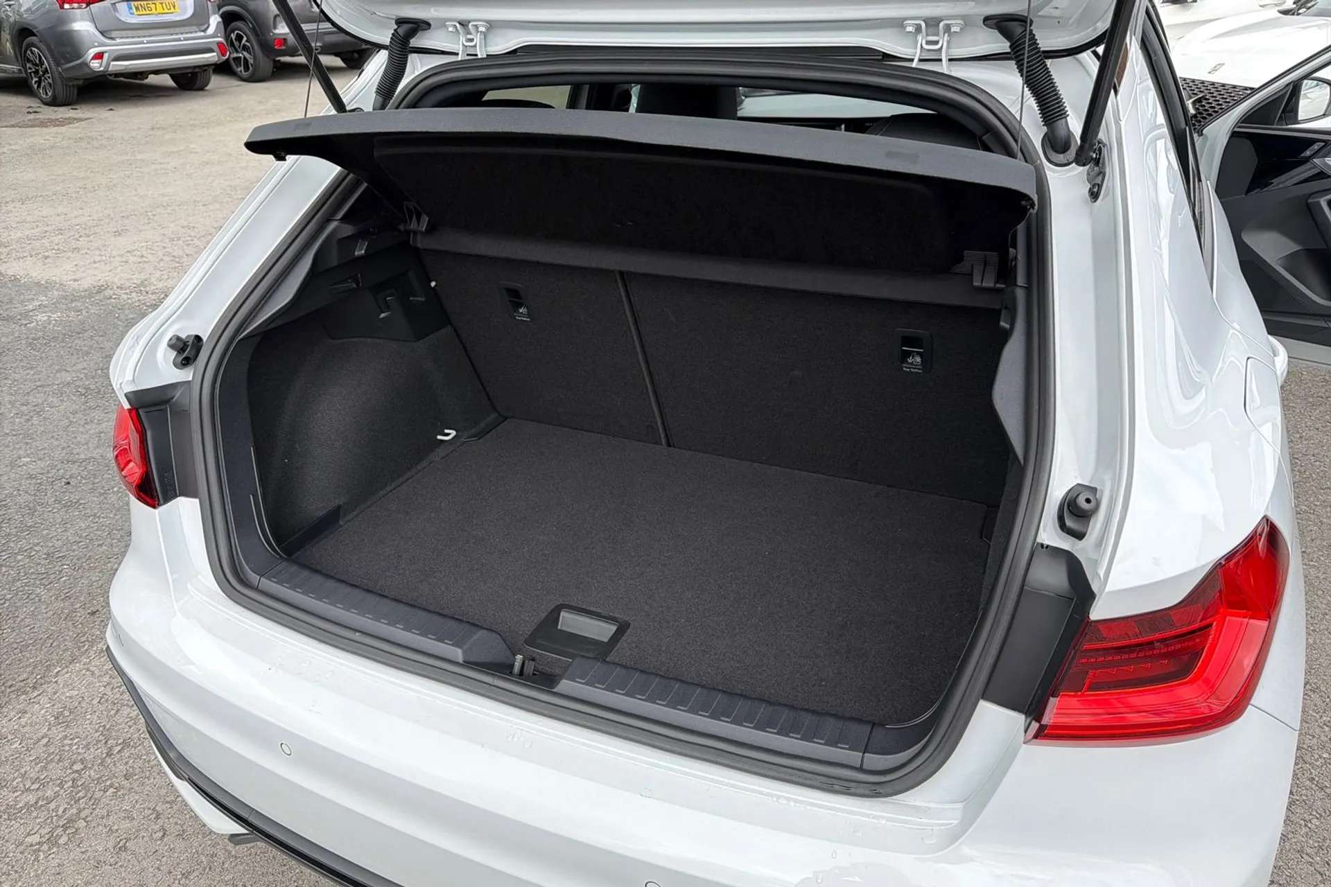 2021 AUDI A1 2021 AUDI A1