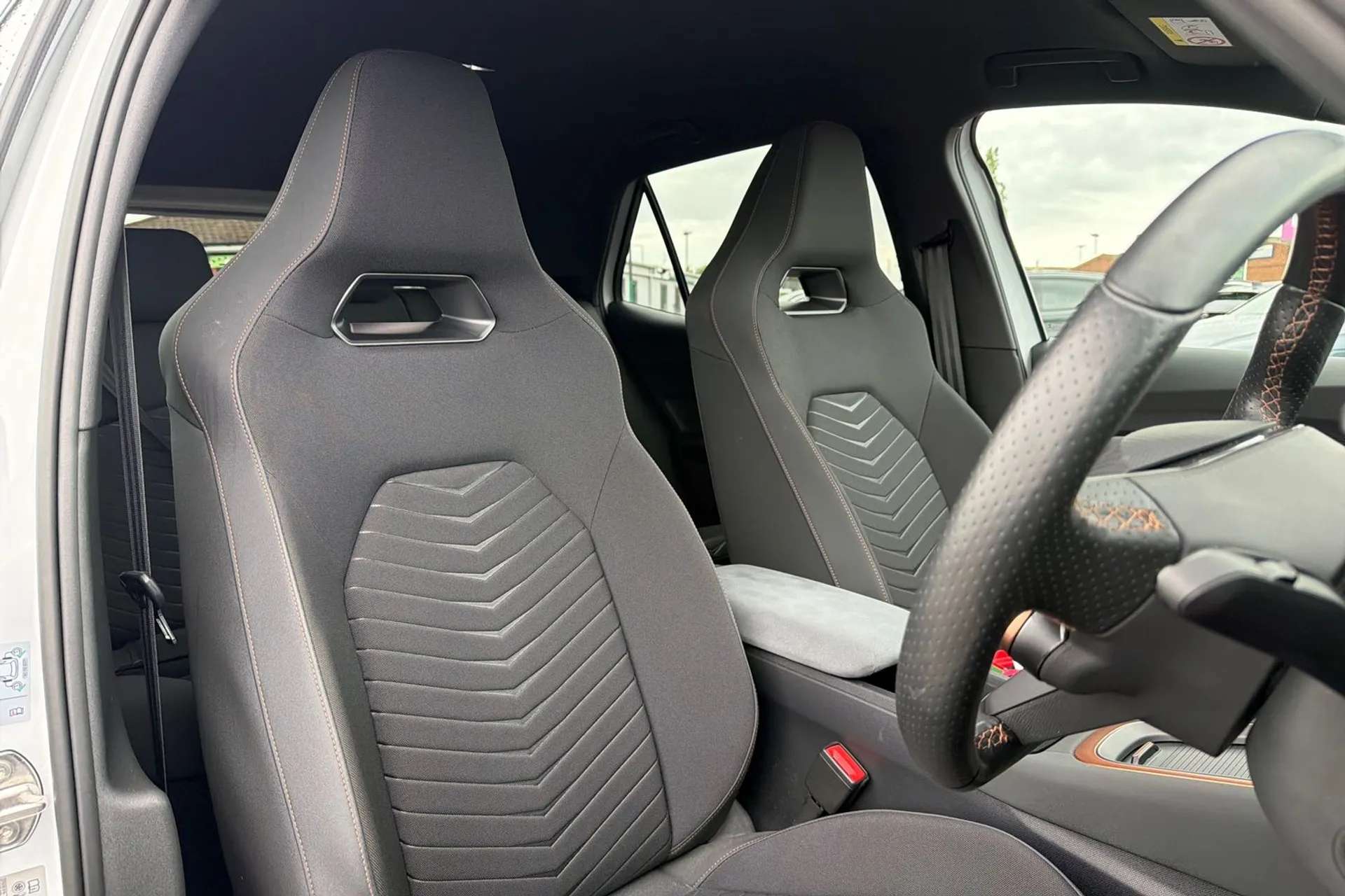 2023 CUPRA BORN 2023 CUPRA BORN