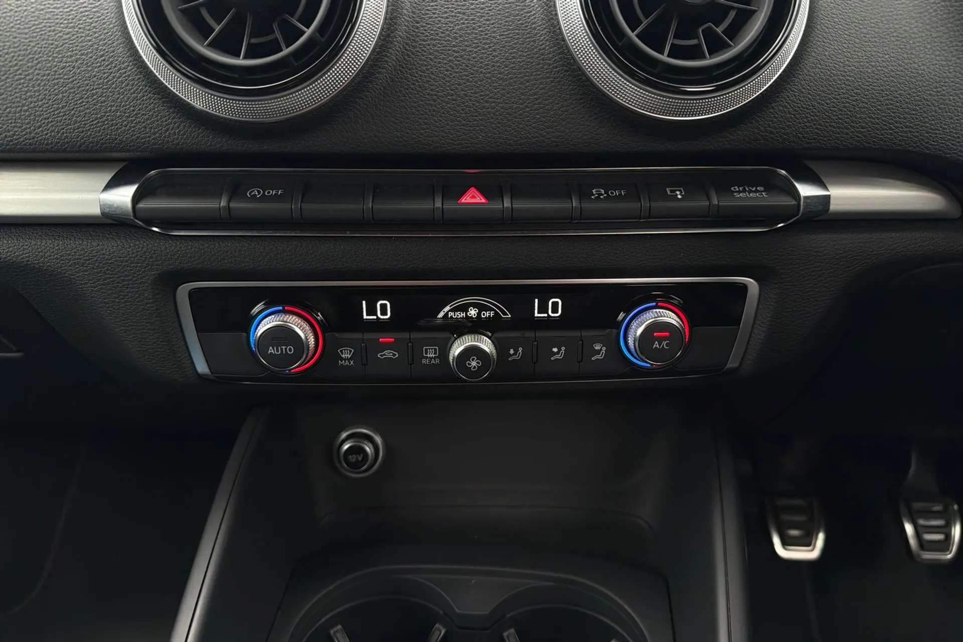 2017 AUDI A3 2017 AUDI A3