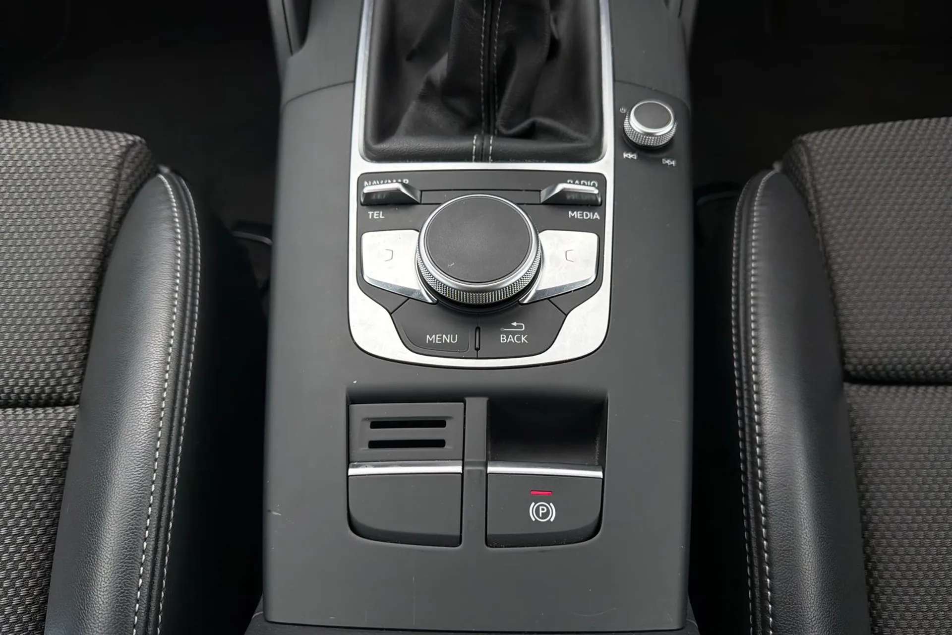 2017 AUDI A3 2017 AUDI A3