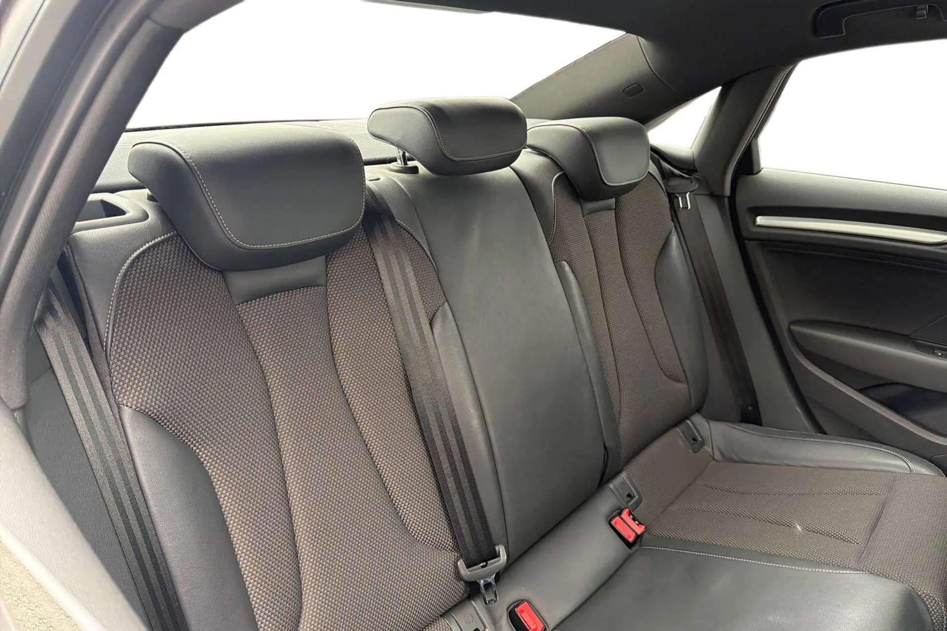 2017 AUDI A3 2017 AUDI A3