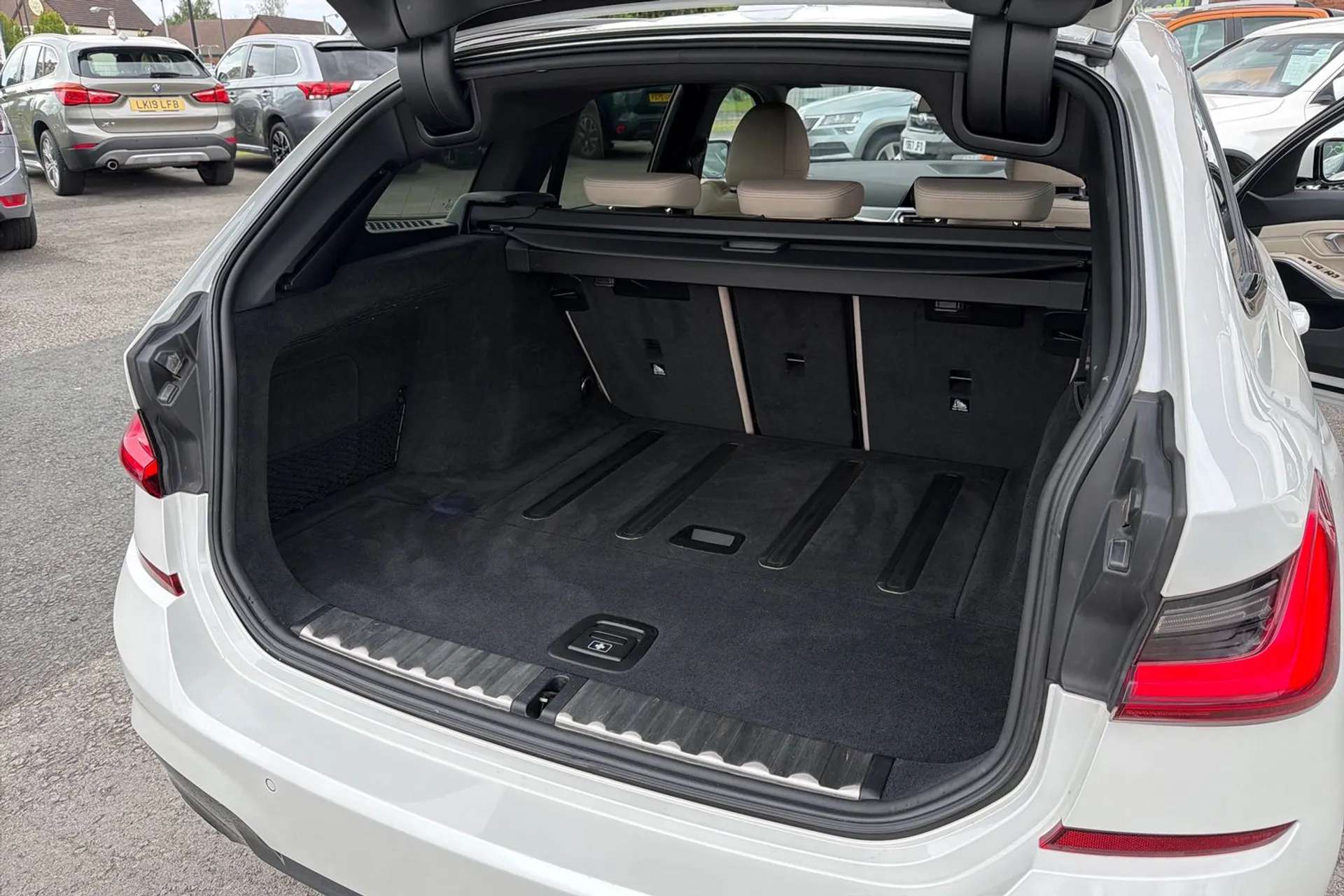 2021 BMW 3 SERIES 2021 BMW 3 SERIES