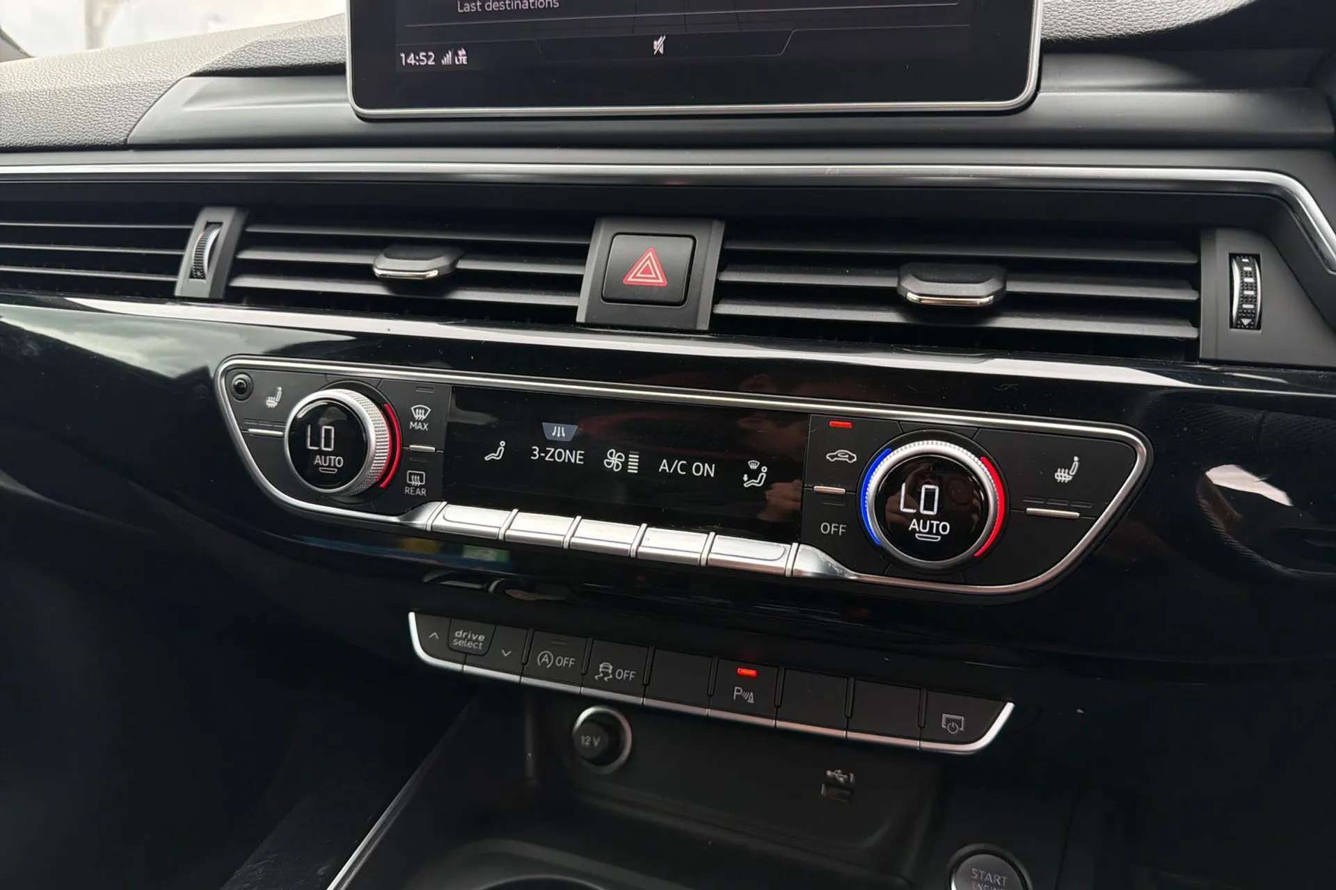 2018 AUDI A4 2018 AUDI A4