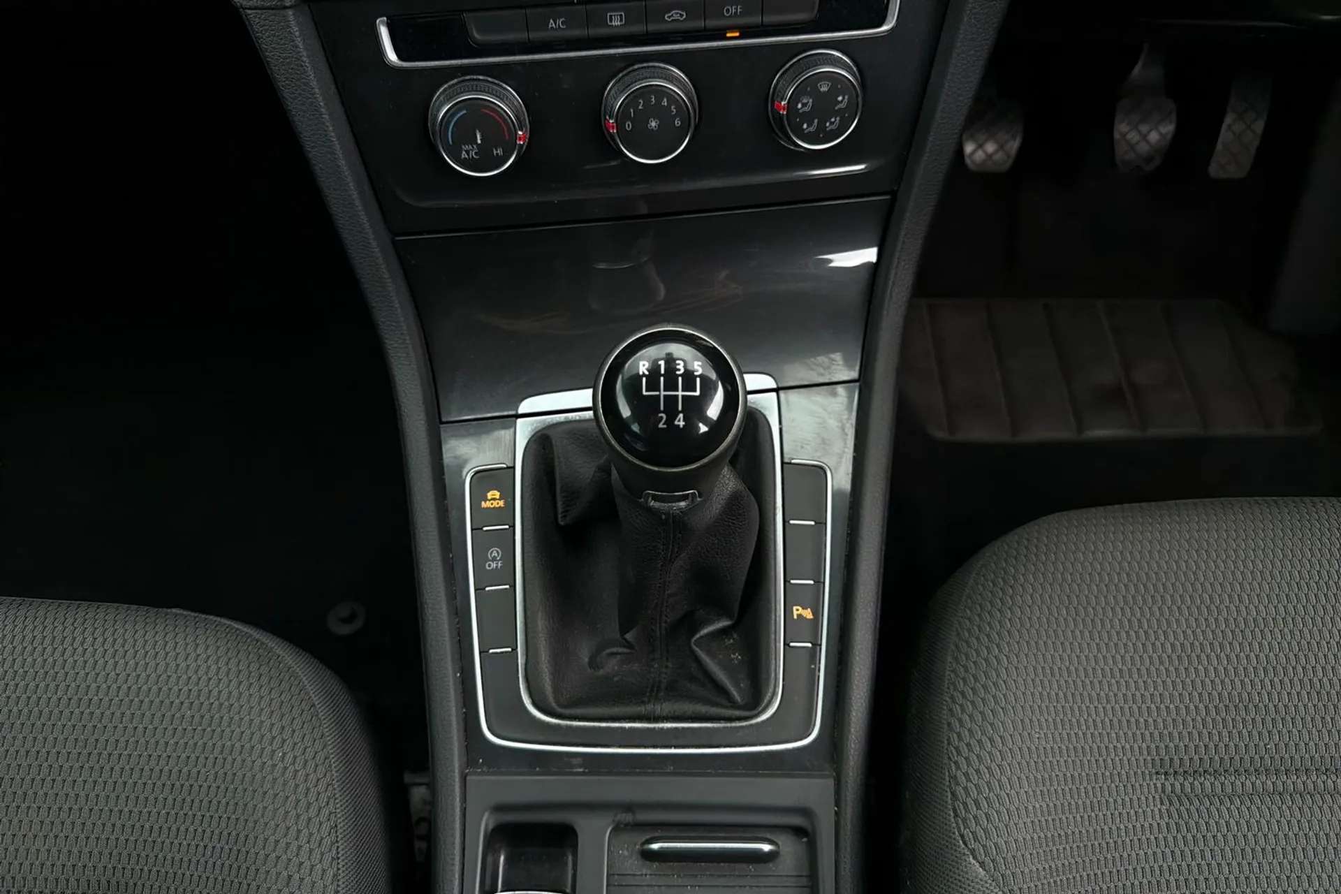 2019 VOLKSWAGEN GOLF 2019 VOLKSWAGEN GOLF