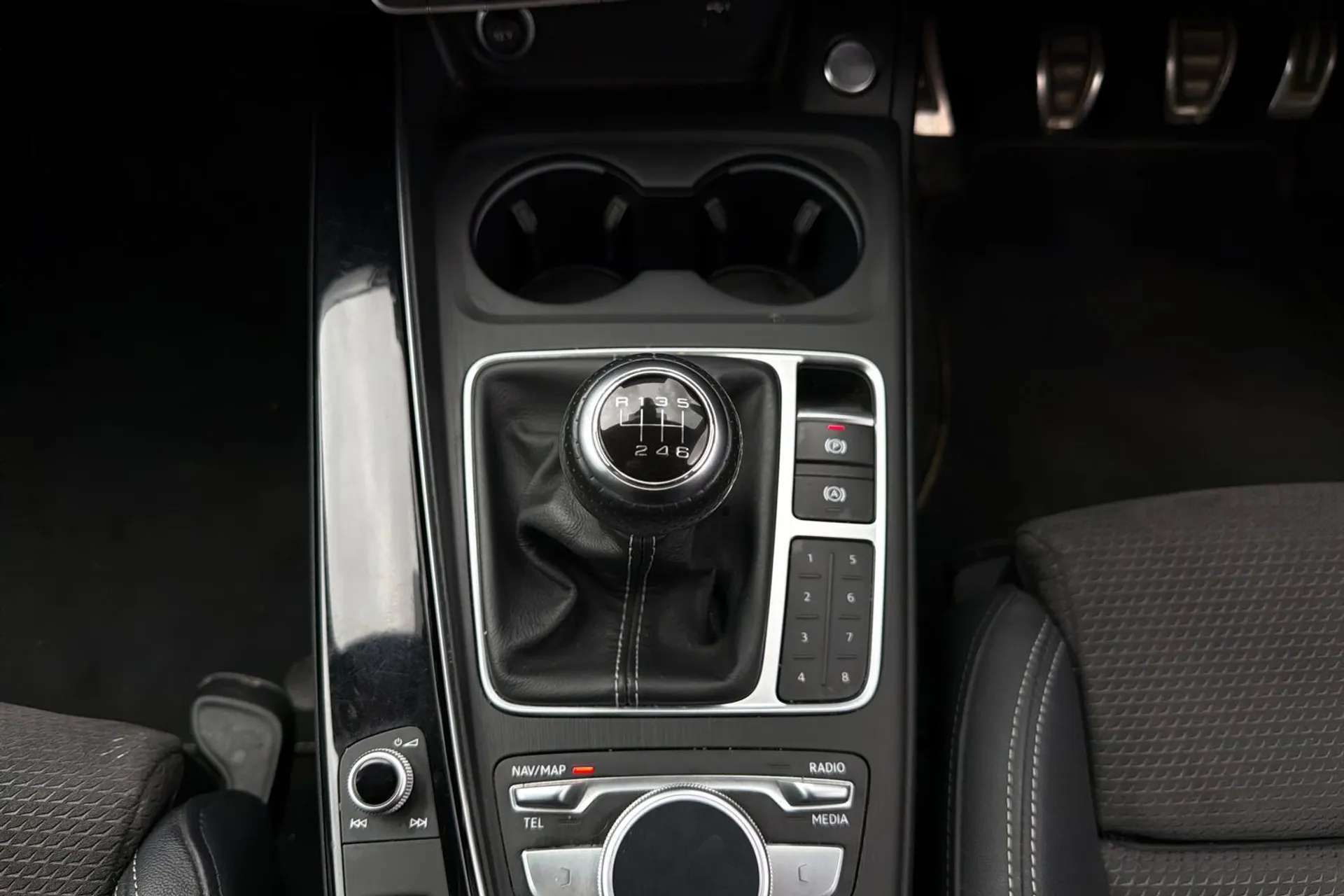 2018 AUDI A4 2018 AUDI A4