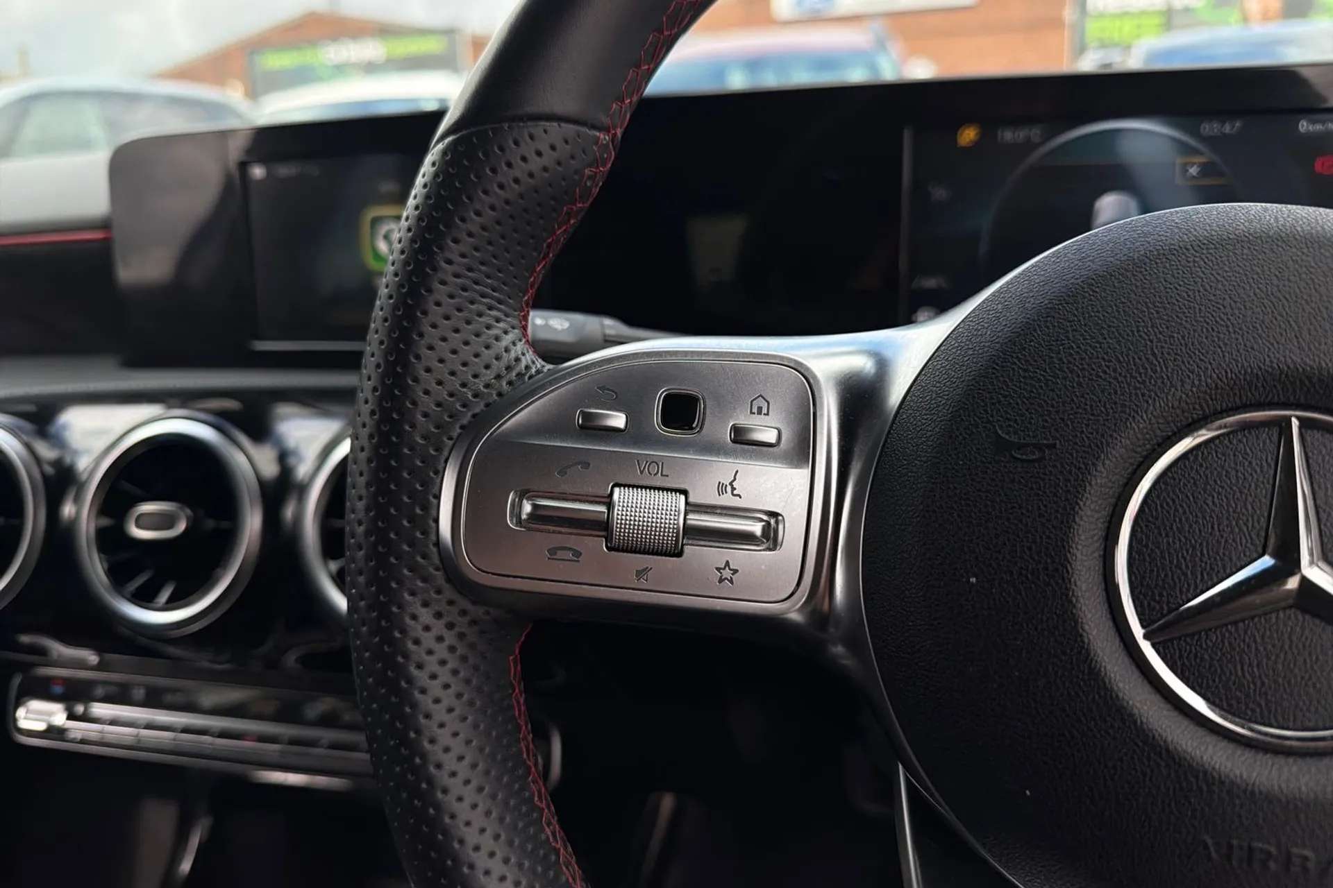 2020 MERCEDES-BENZ A CLASS 2020 MERCEDES-BENZ A CLASS