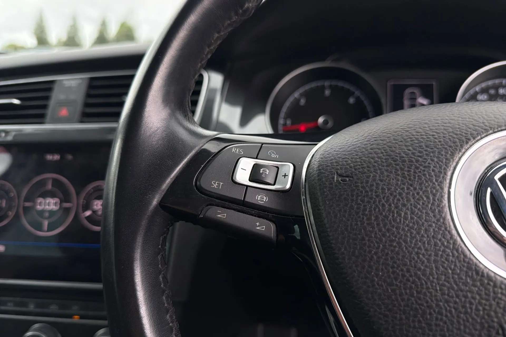2019 VOLKSWAGEN GOLF 2019 VOLKSWAGEN GOLF