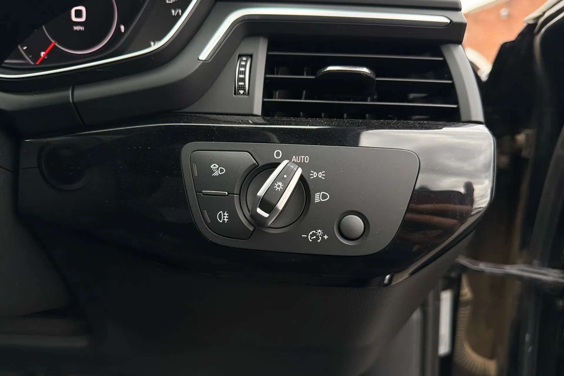 2018 AUDI A4 2018 AUDI A4