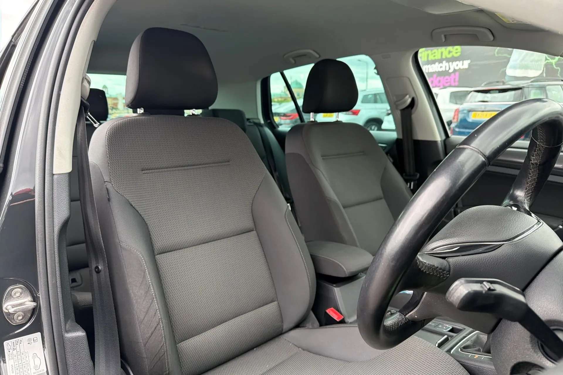 2019 VOLKSWAGEN GOLF 2019 VOLKSWAGEN GOLF