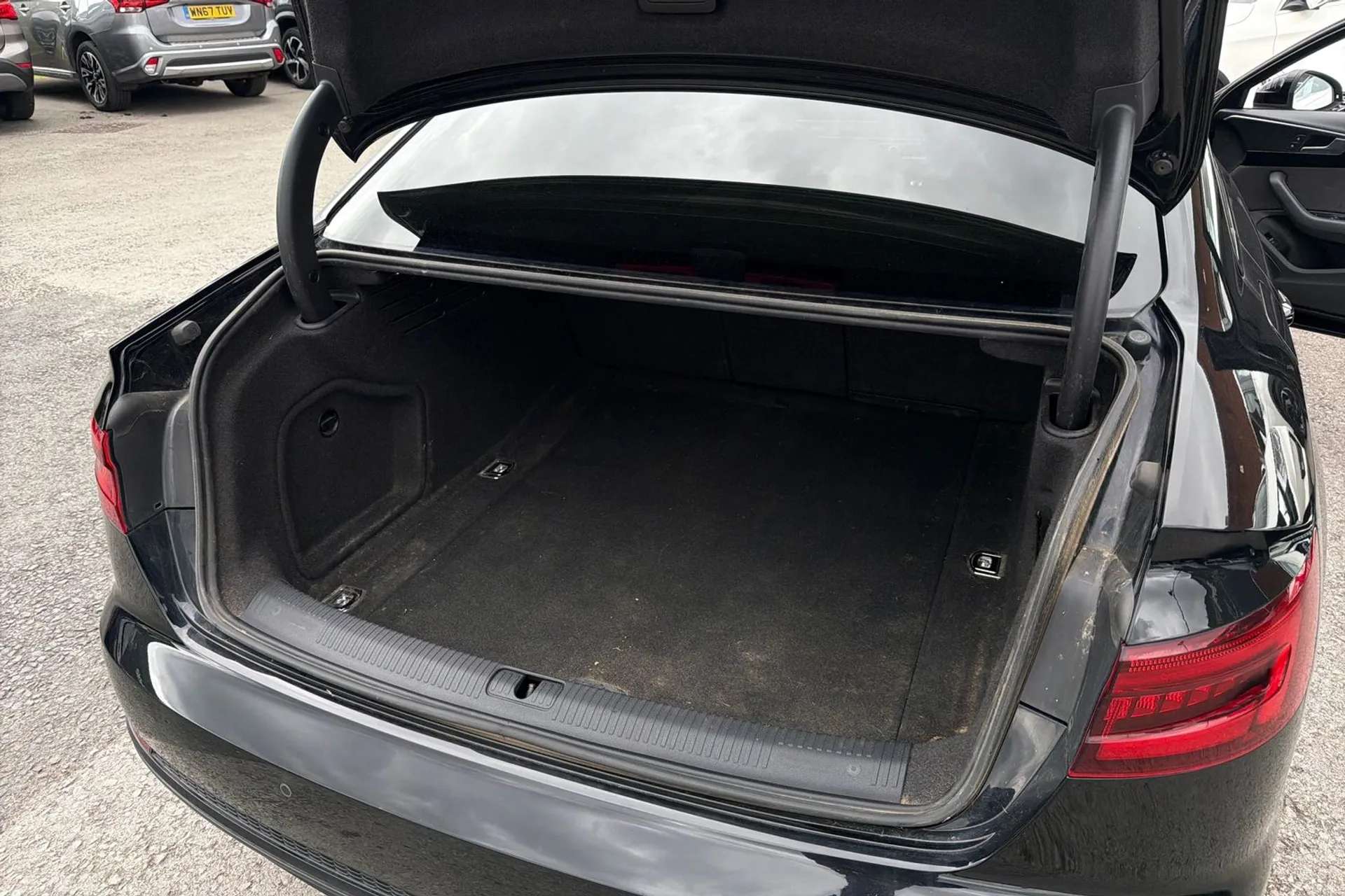 2018 AUDI A4 2018 AUDI A4