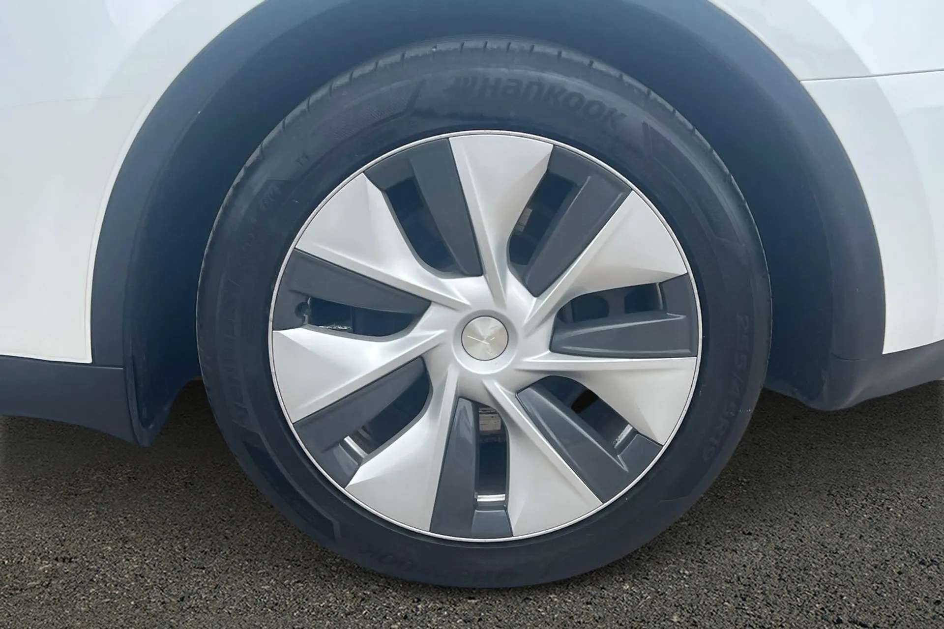 2023 TESLA MODEL Y 2023 TESLA MODEL Y